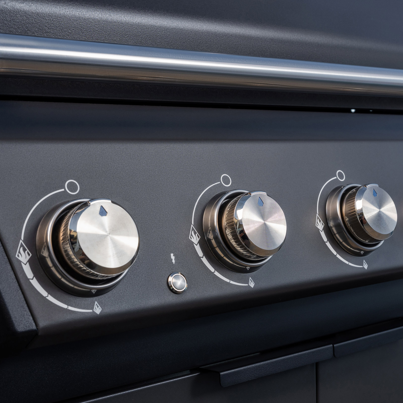 SPIRE 550X 6 Burner Gas Grill | Costco