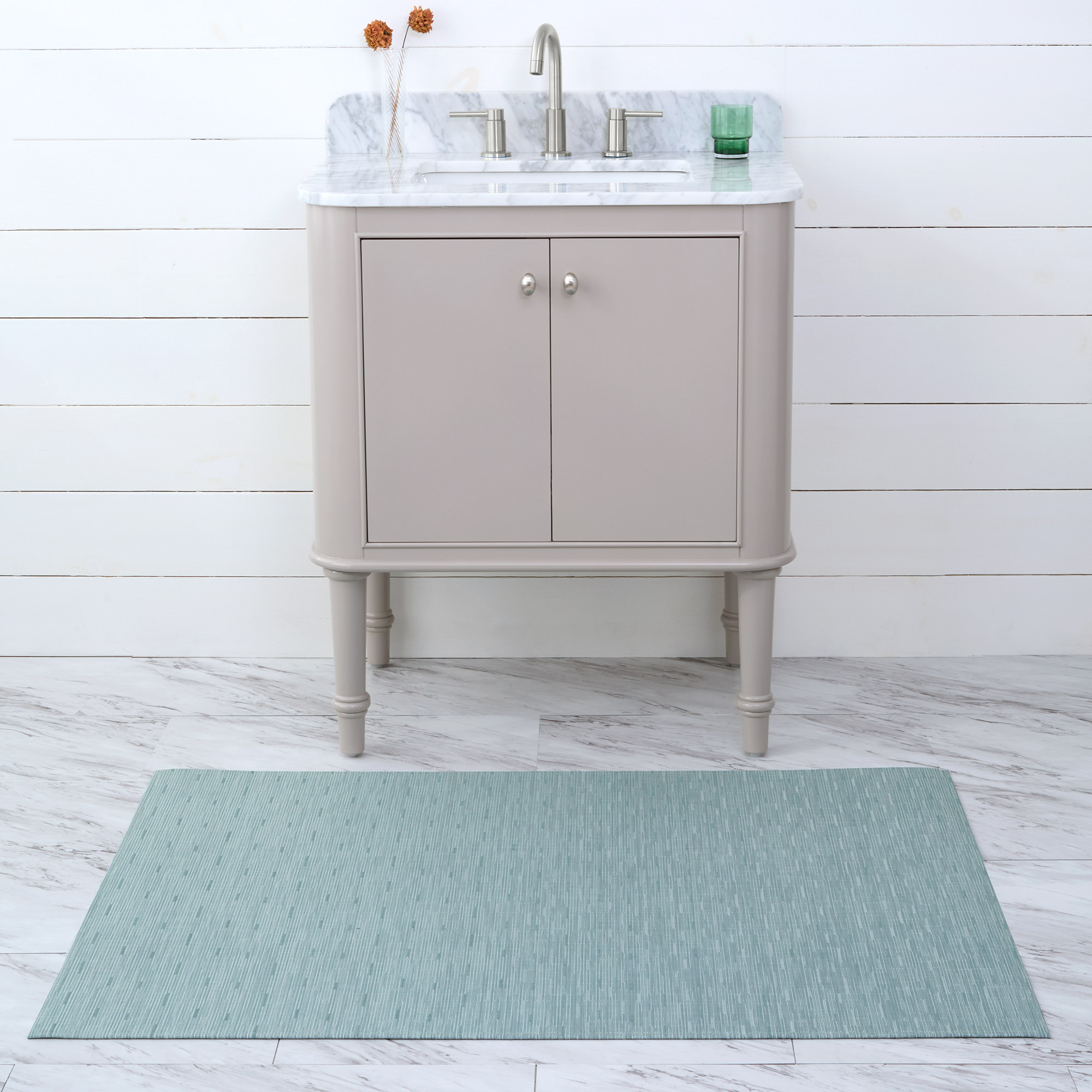 Chilewich Indoor/Outdoor Woven Willow Rug  2’ 9” x 4’