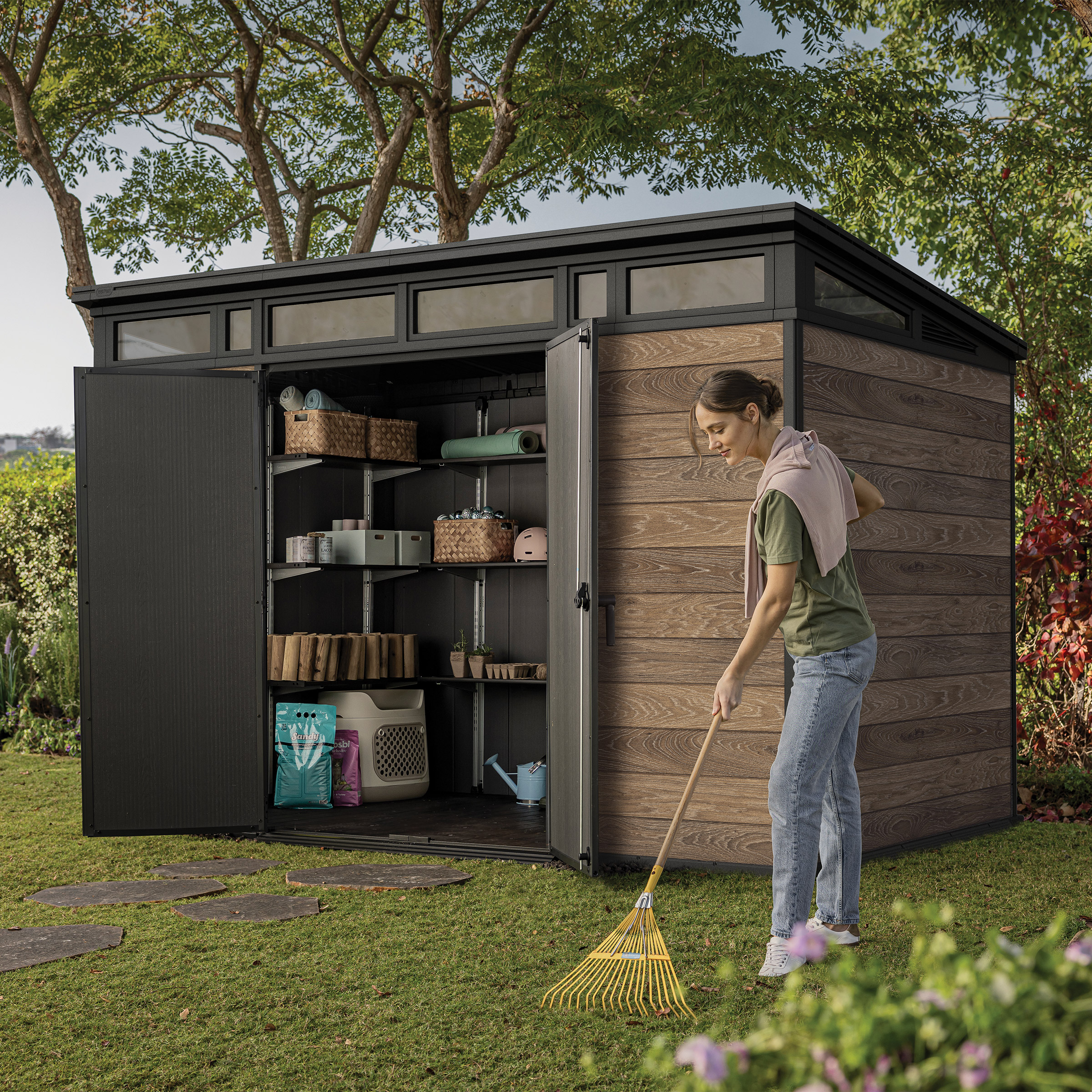 ドンケデリコ Keter Pent 11 ft. x 7 ft. Outdoor Storage Shed | Costco