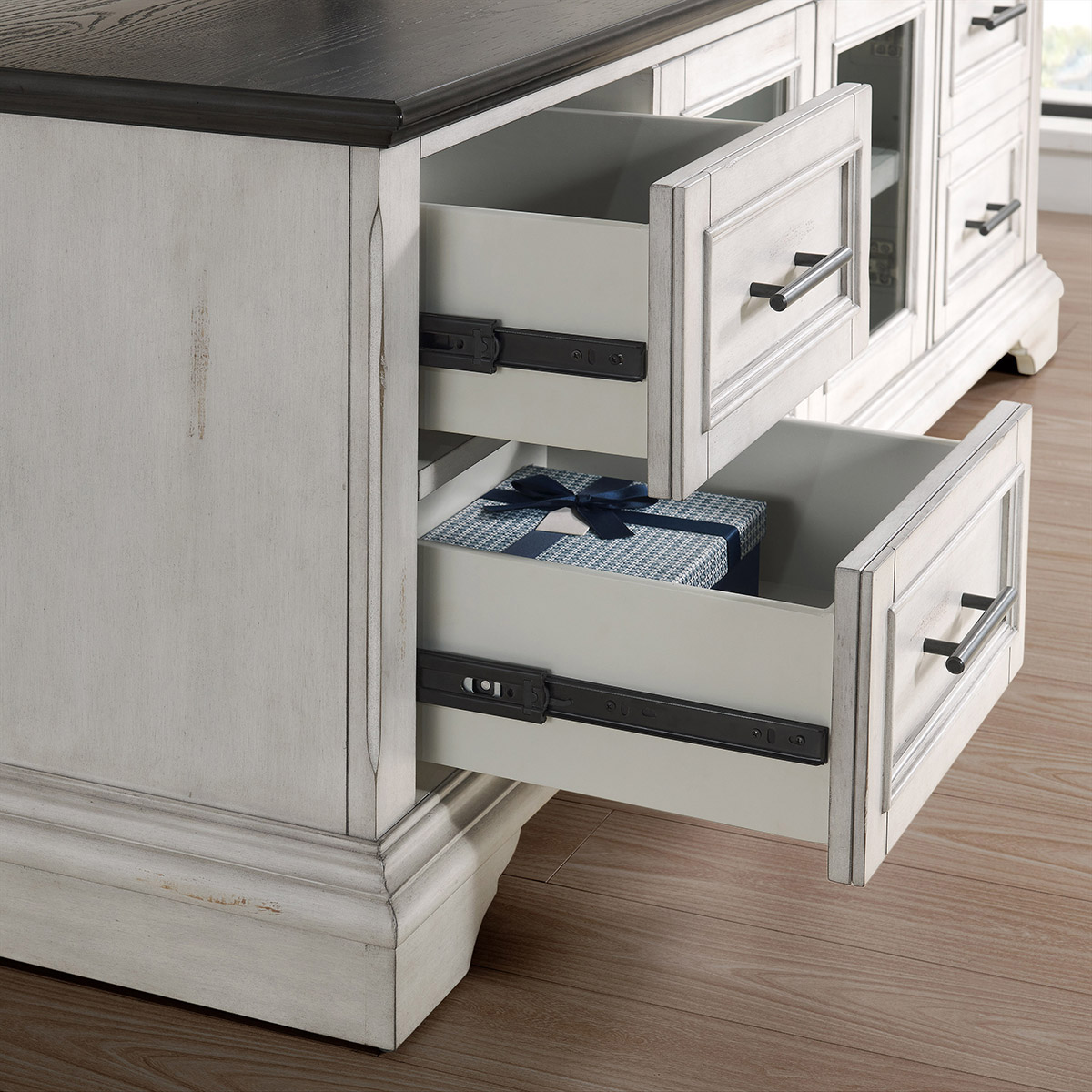 Enlarge Product Preview 5