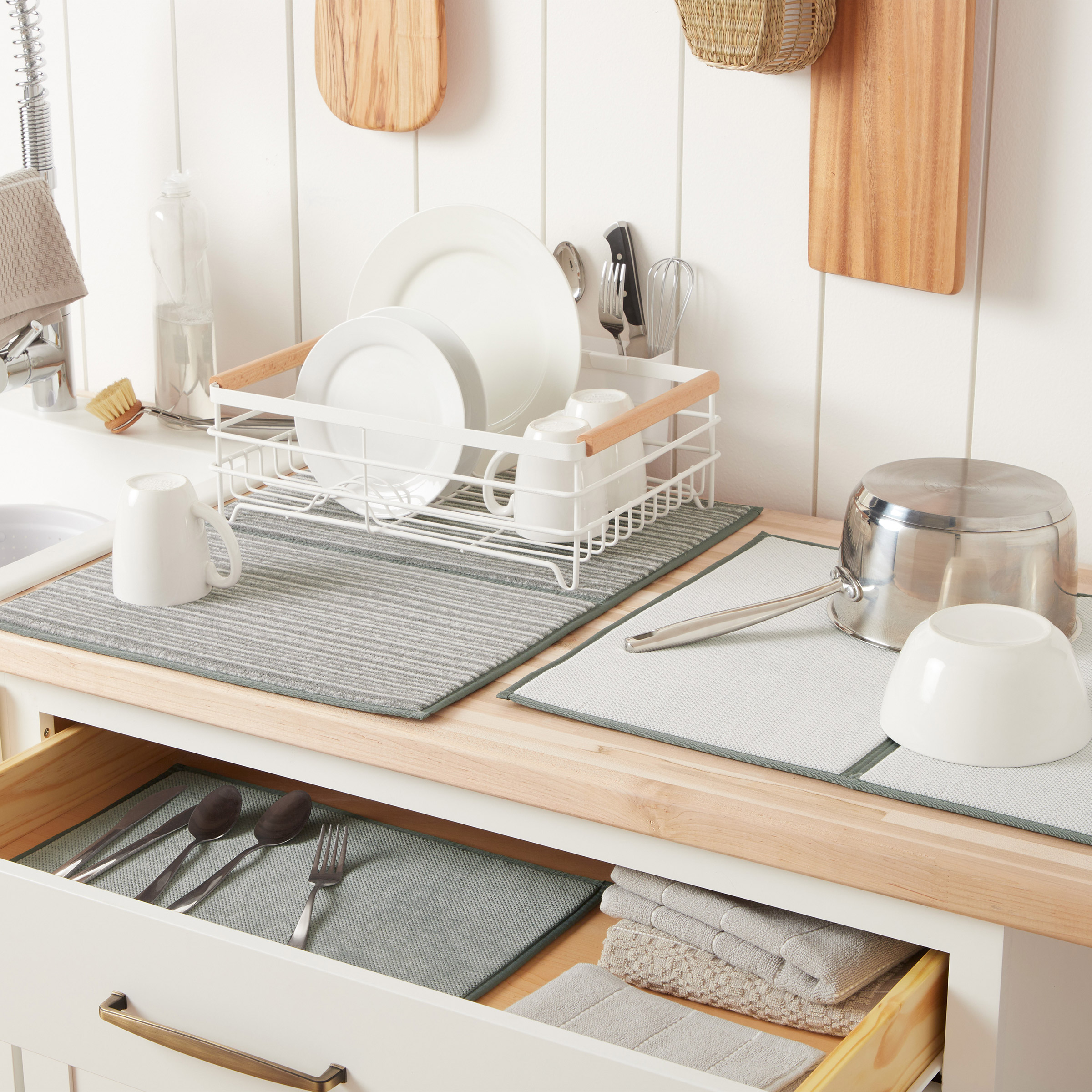 Enlarge Product Preview 2 Successfully Enriched by automation Job.