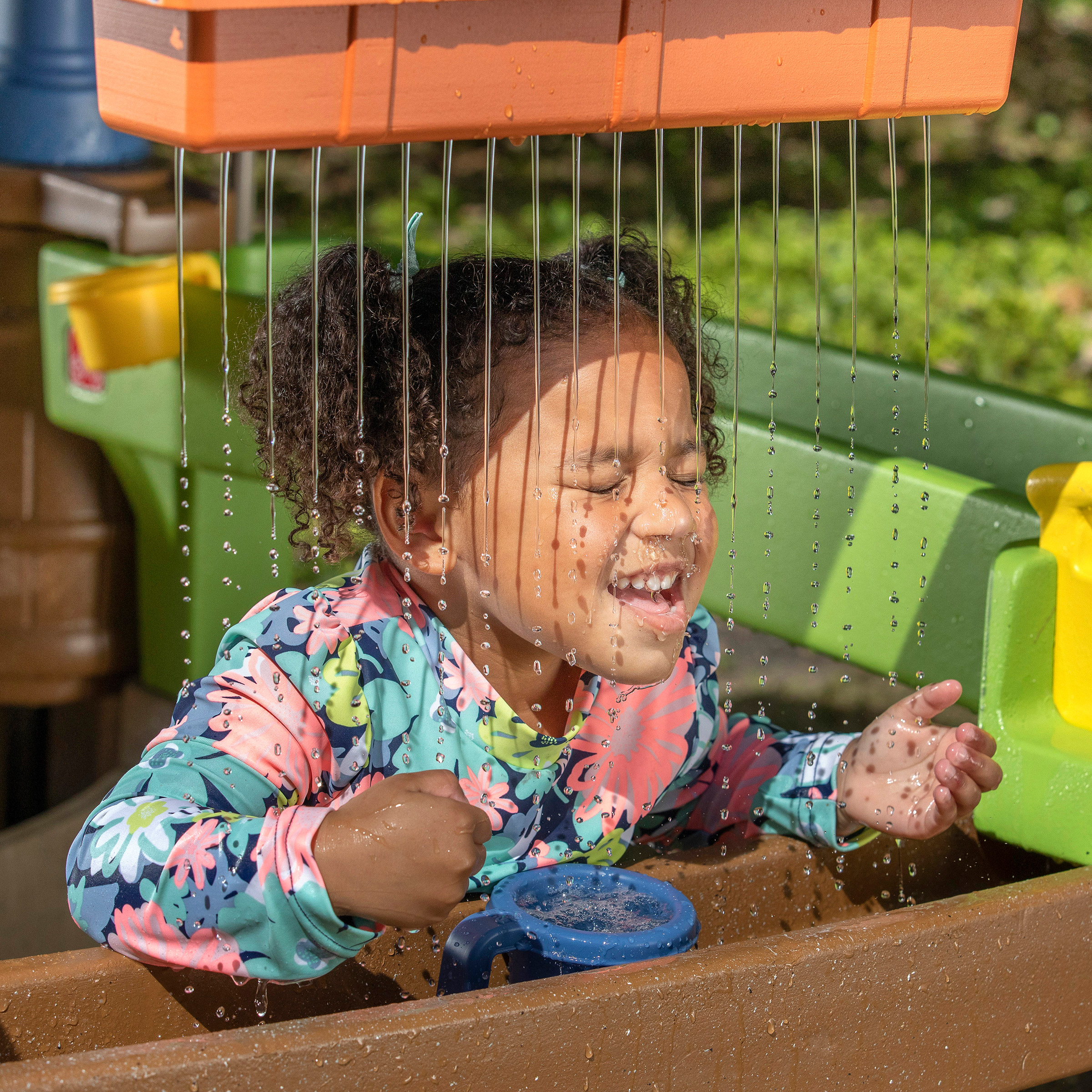 Step2 Outdoor water activity - Pump & Splash Shady Oasis | Costco