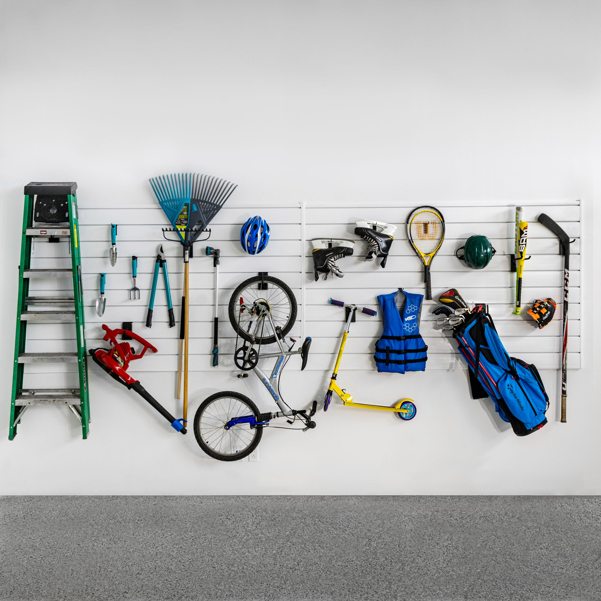 Proslat PVC Slatwall Kit with Black Hooks