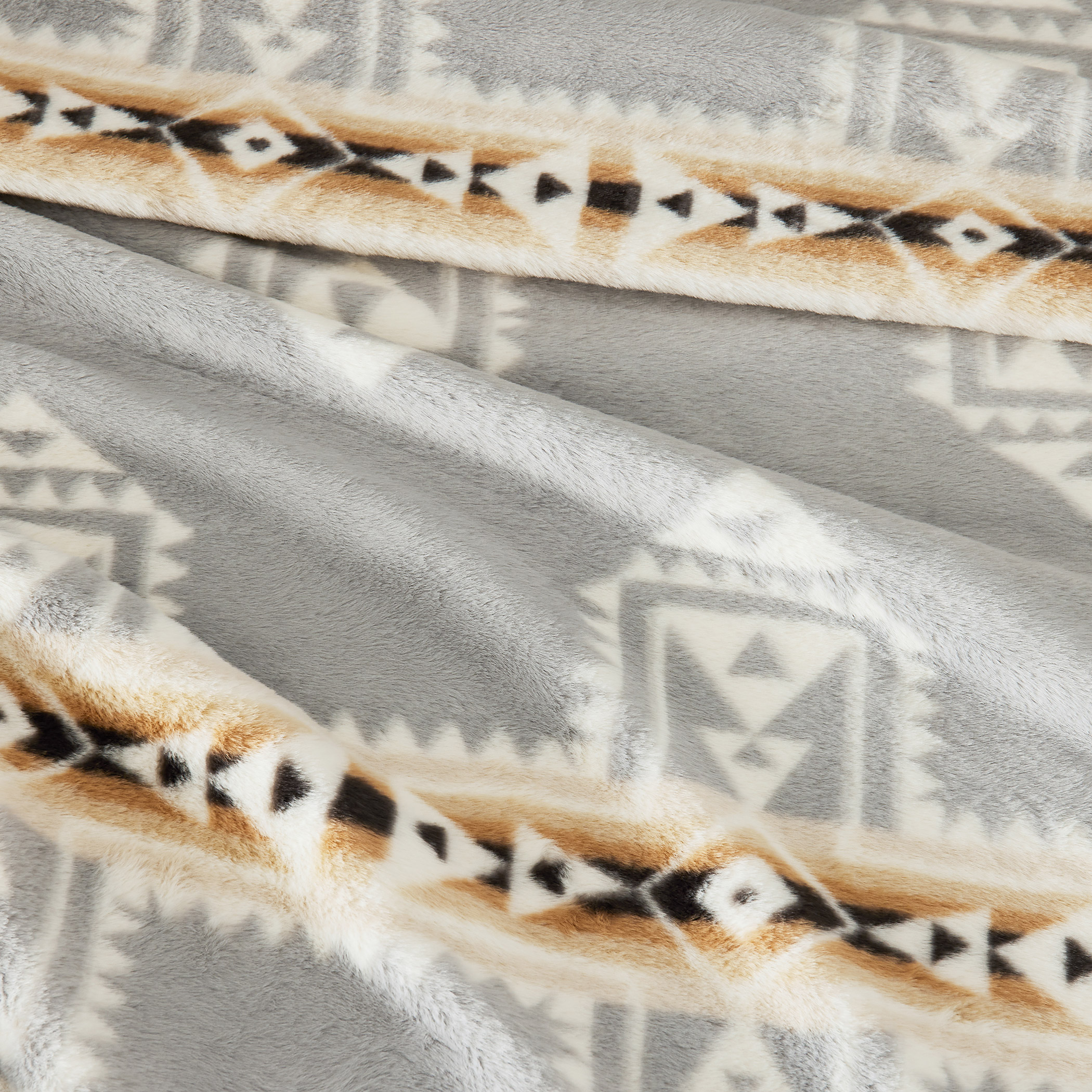 Enlarge Product Preview 2 Successfully Enriched by automation Job.