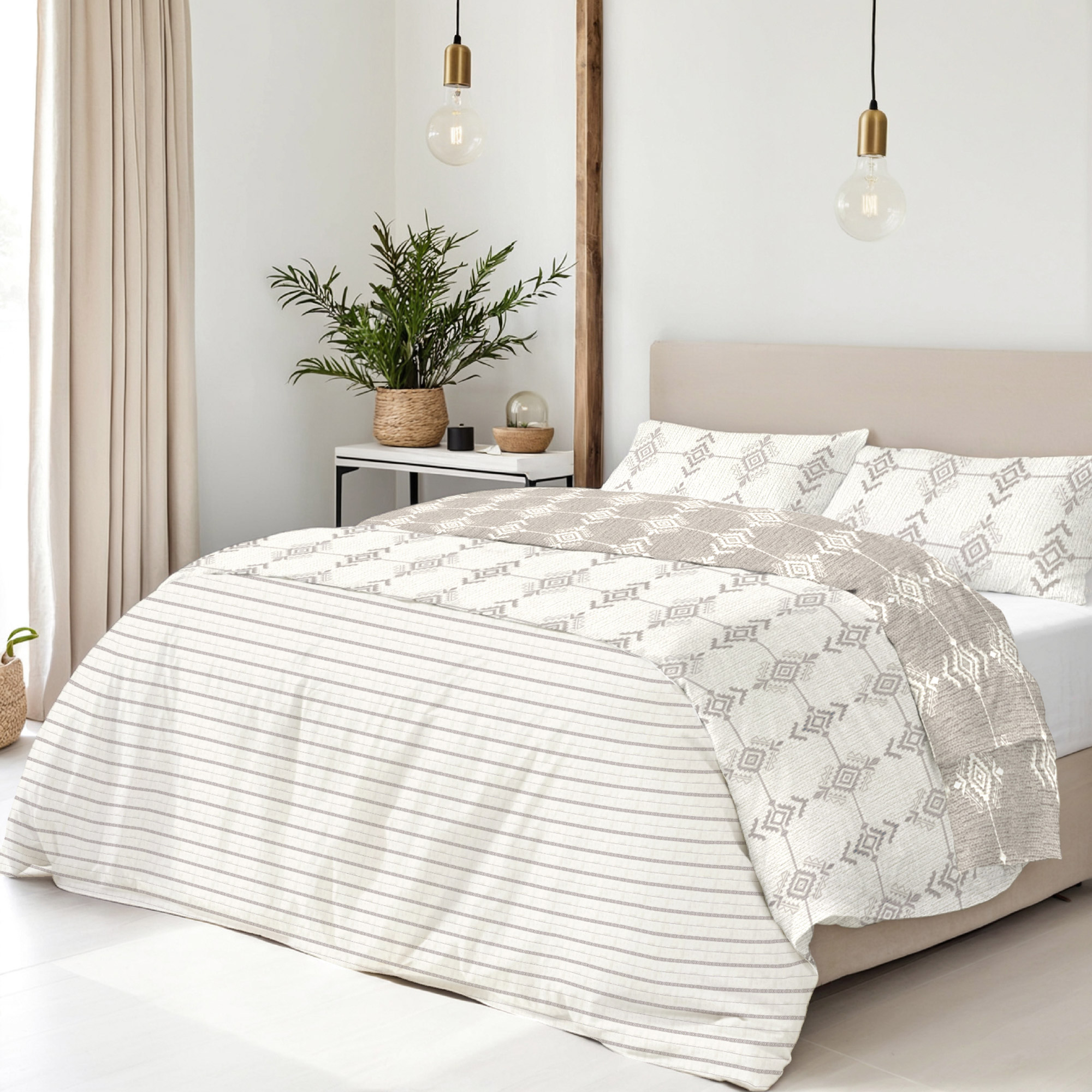 Heritage Threads 4-Piece Coverlet Set with Comforter