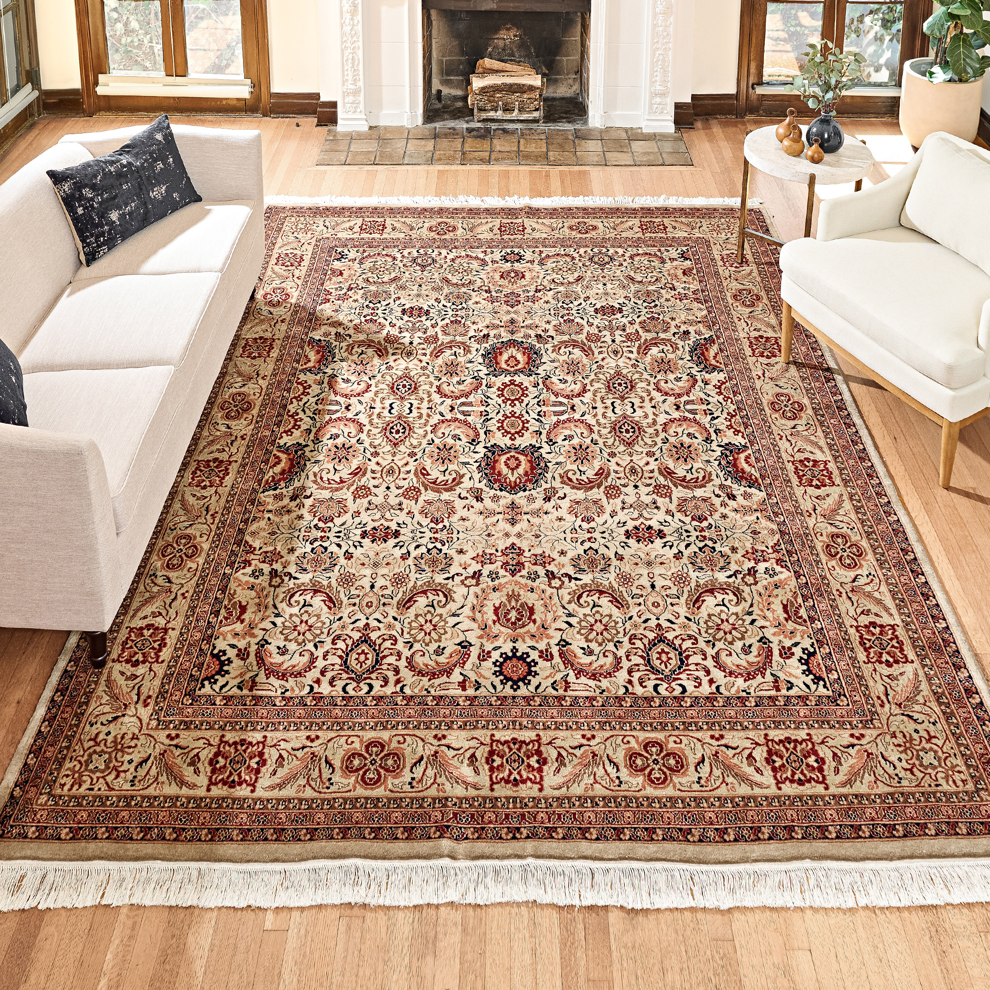Chatsworth Hand Knotted Rug Collection  St. Andrew Beige  4' x 6'