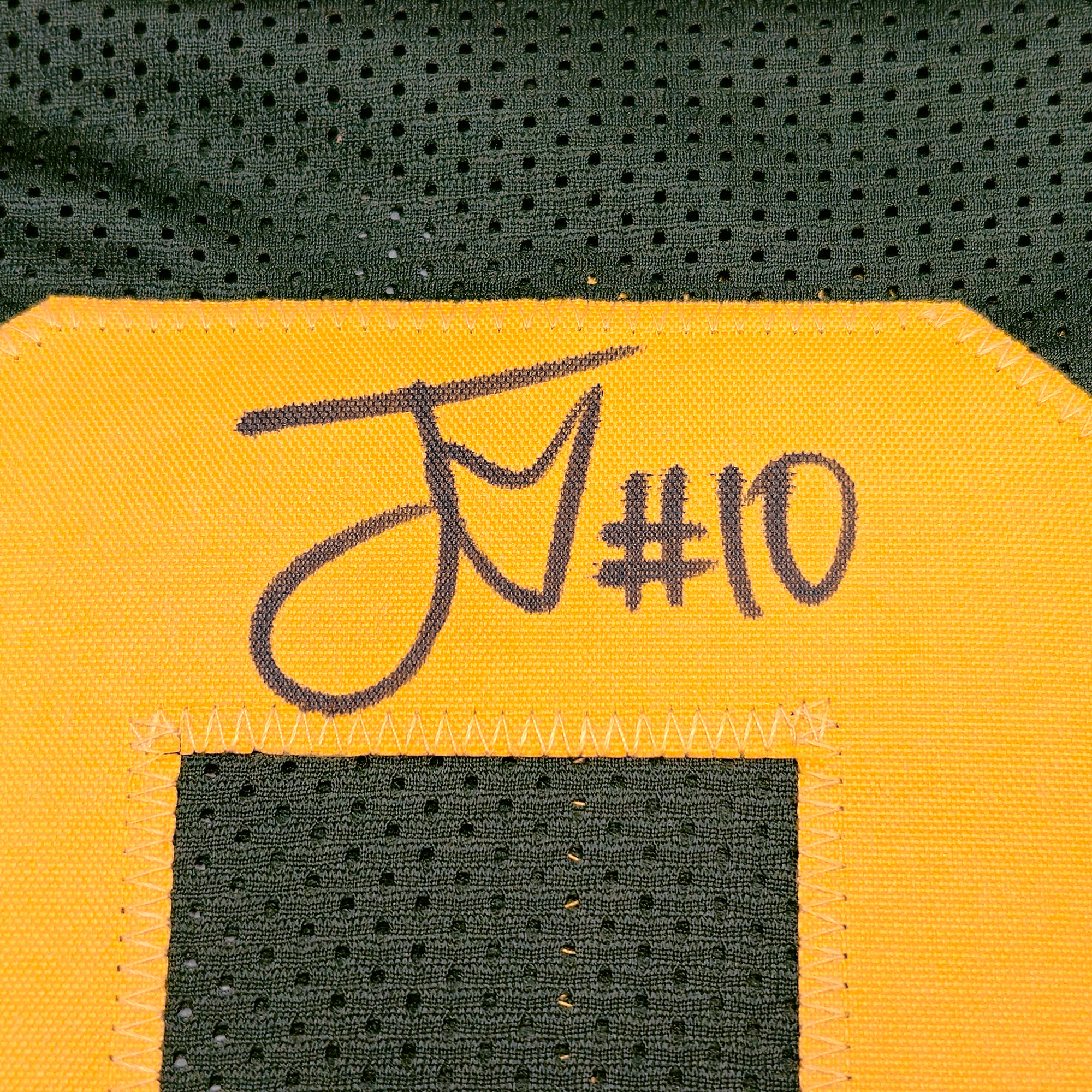 Enlarge Product Preview 2 Successfully Enriched by automation Job.