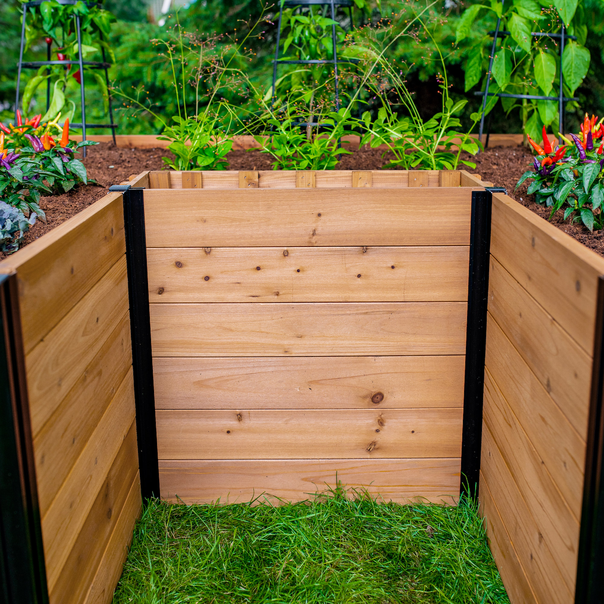 Vita Mezza 6 ft. × 6 ft. Keyhole Composting Garden Bed | Costco