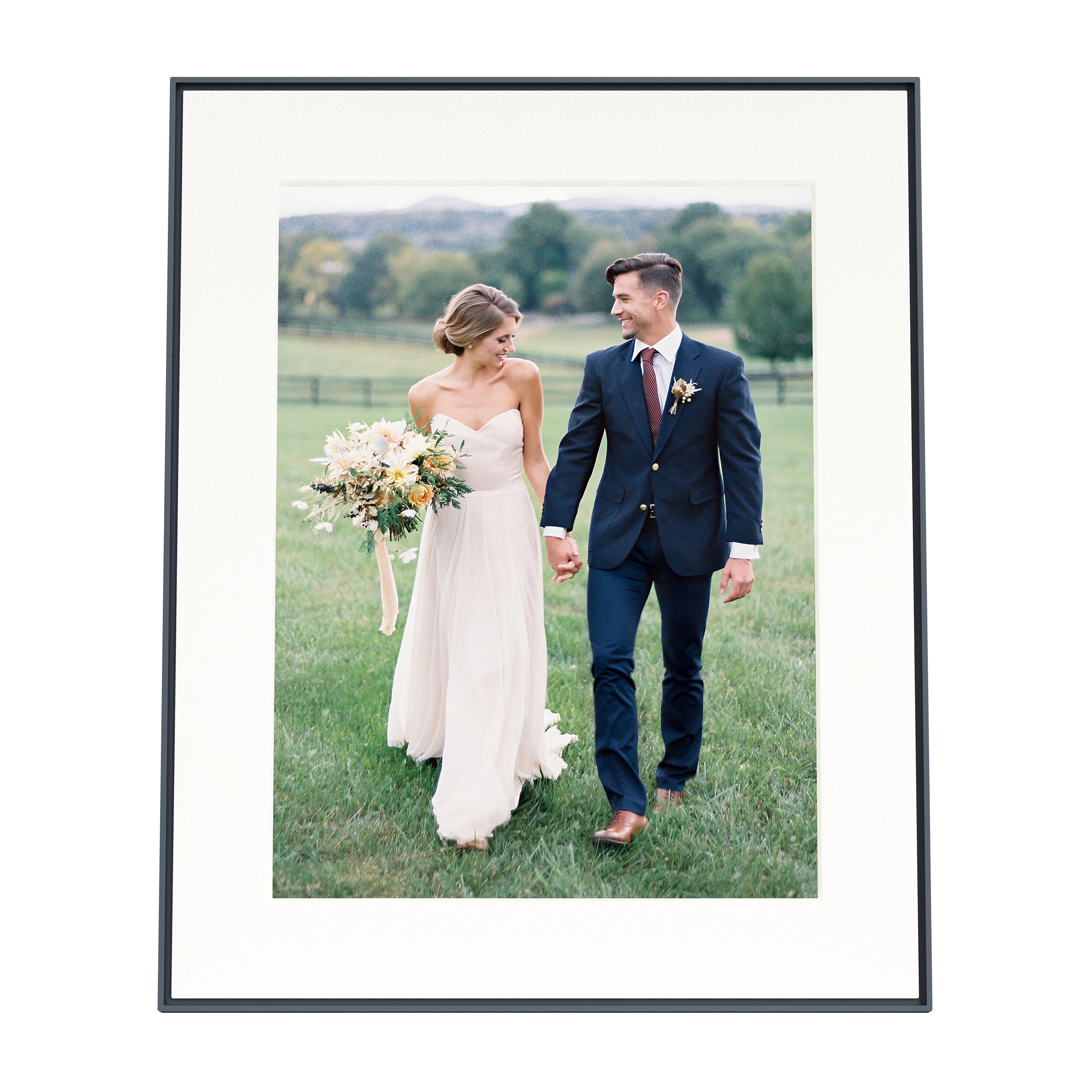 Aura Summit 15 in. Digital Wi-Fi Photo Frame with Mat