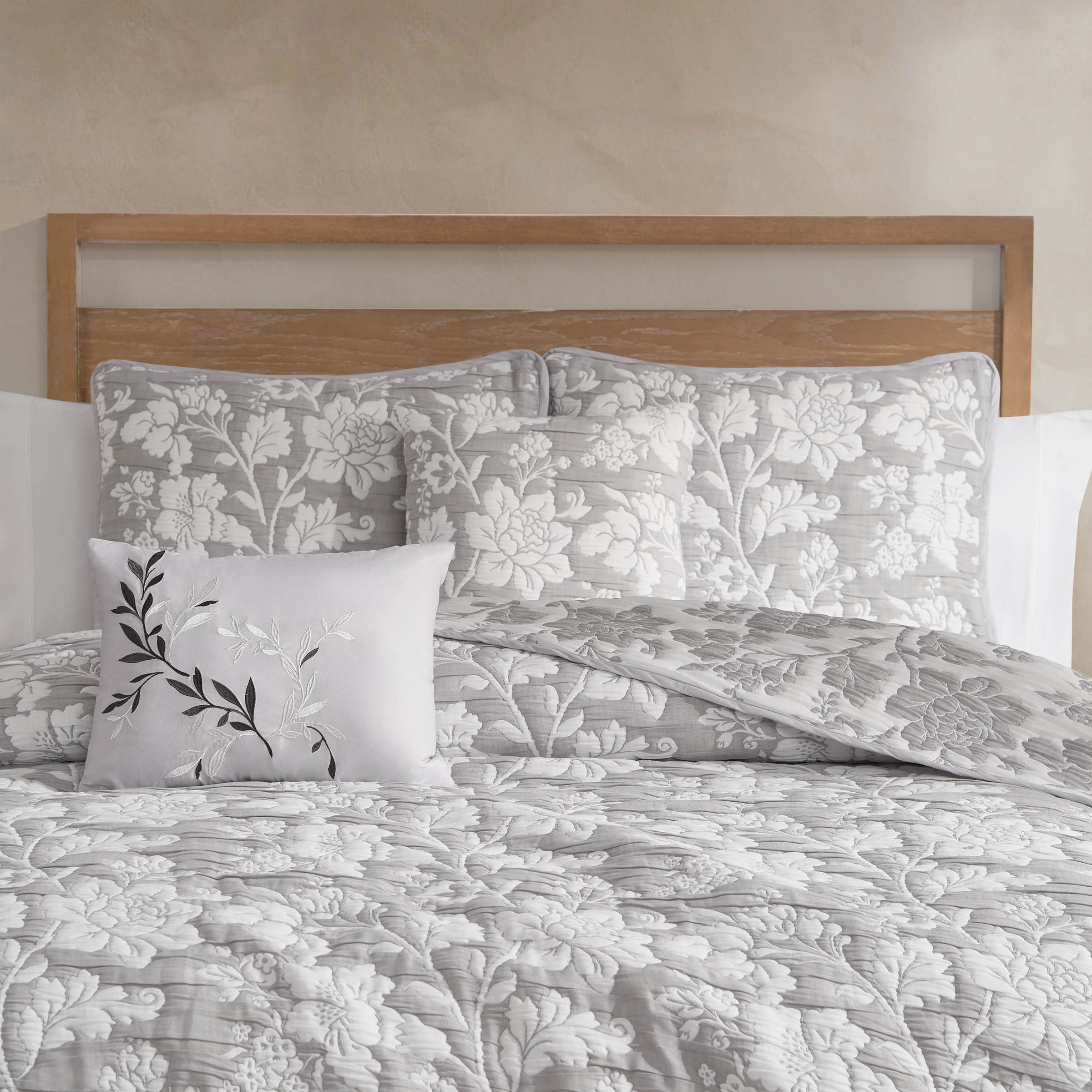 Enlarge Product Preview 3 Successfully Enriched by automation Job.