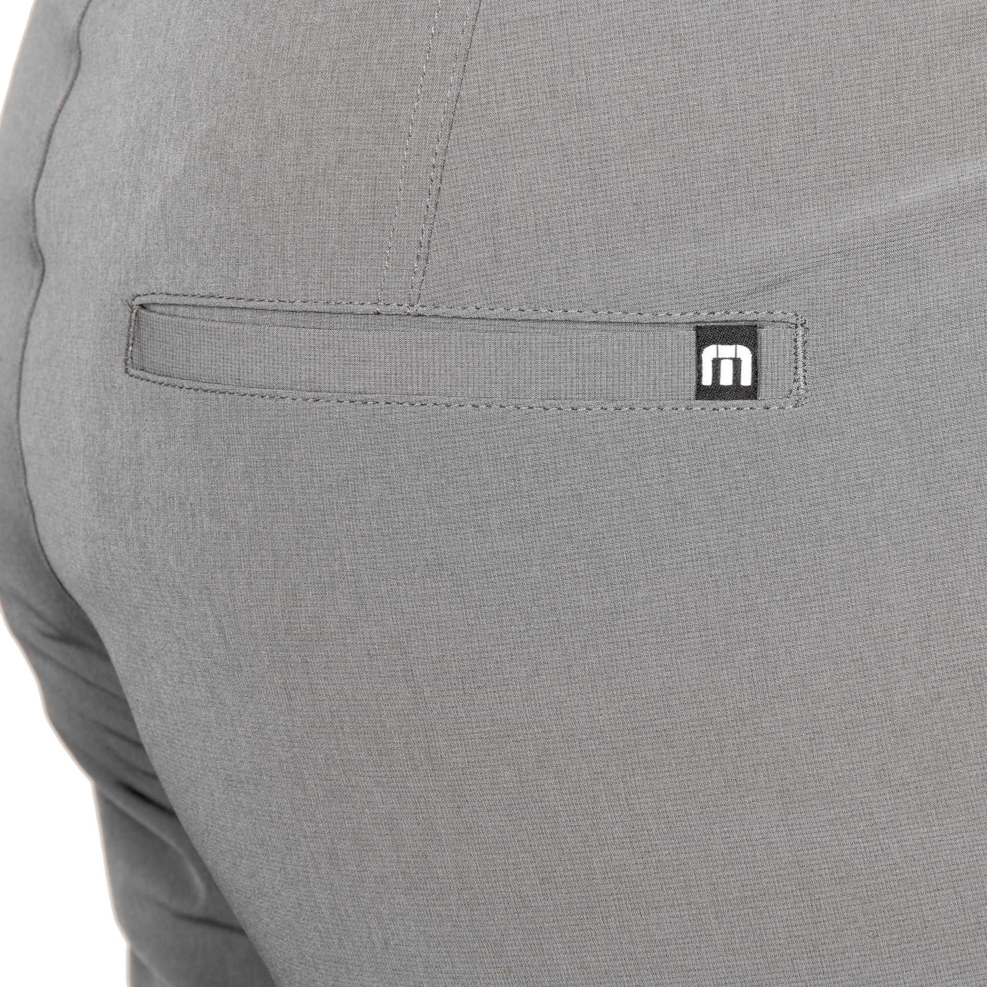 Short Travis Mathew Beck homme 34 gris clair performance stretch style