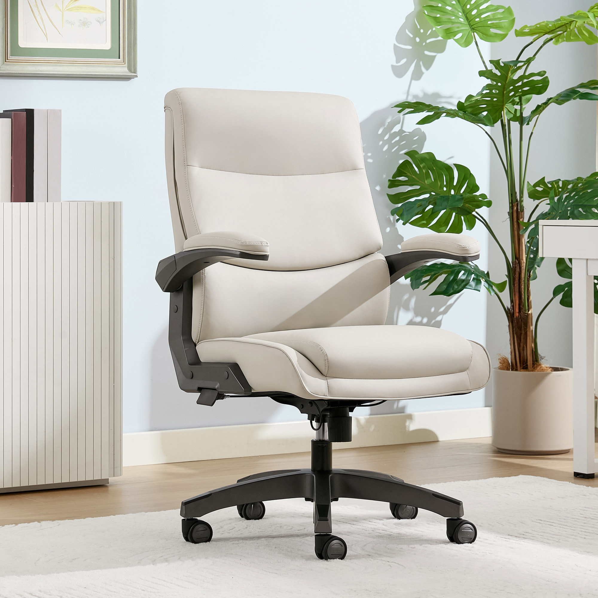 La-Z-Boy Office Manager Chair with Flip-Up Arms | Costco