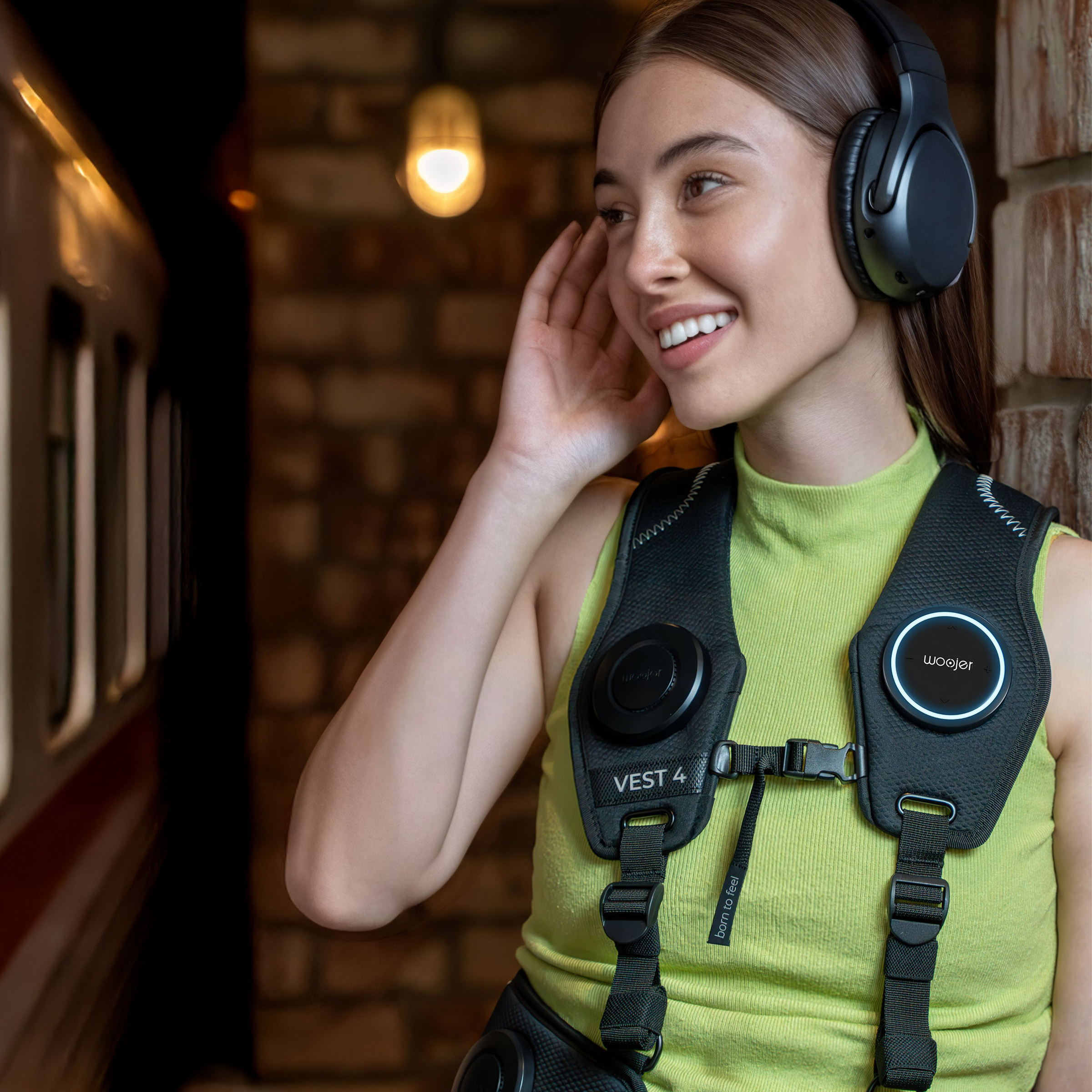 Woojer High-Fidelity Haptic Vest 4 | Costco