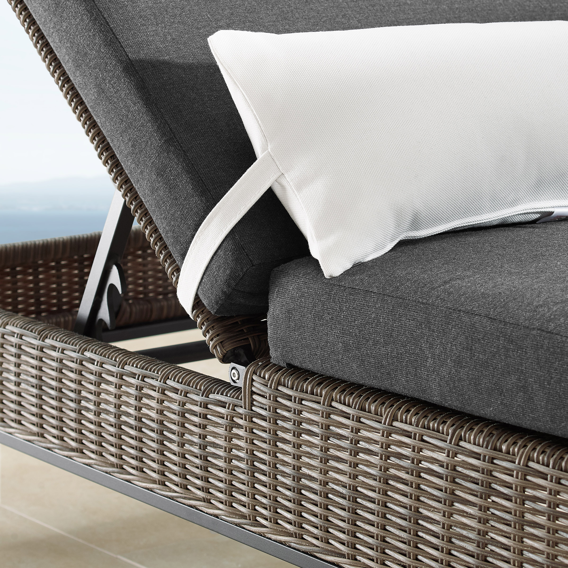 Enlarge Product Preview 5