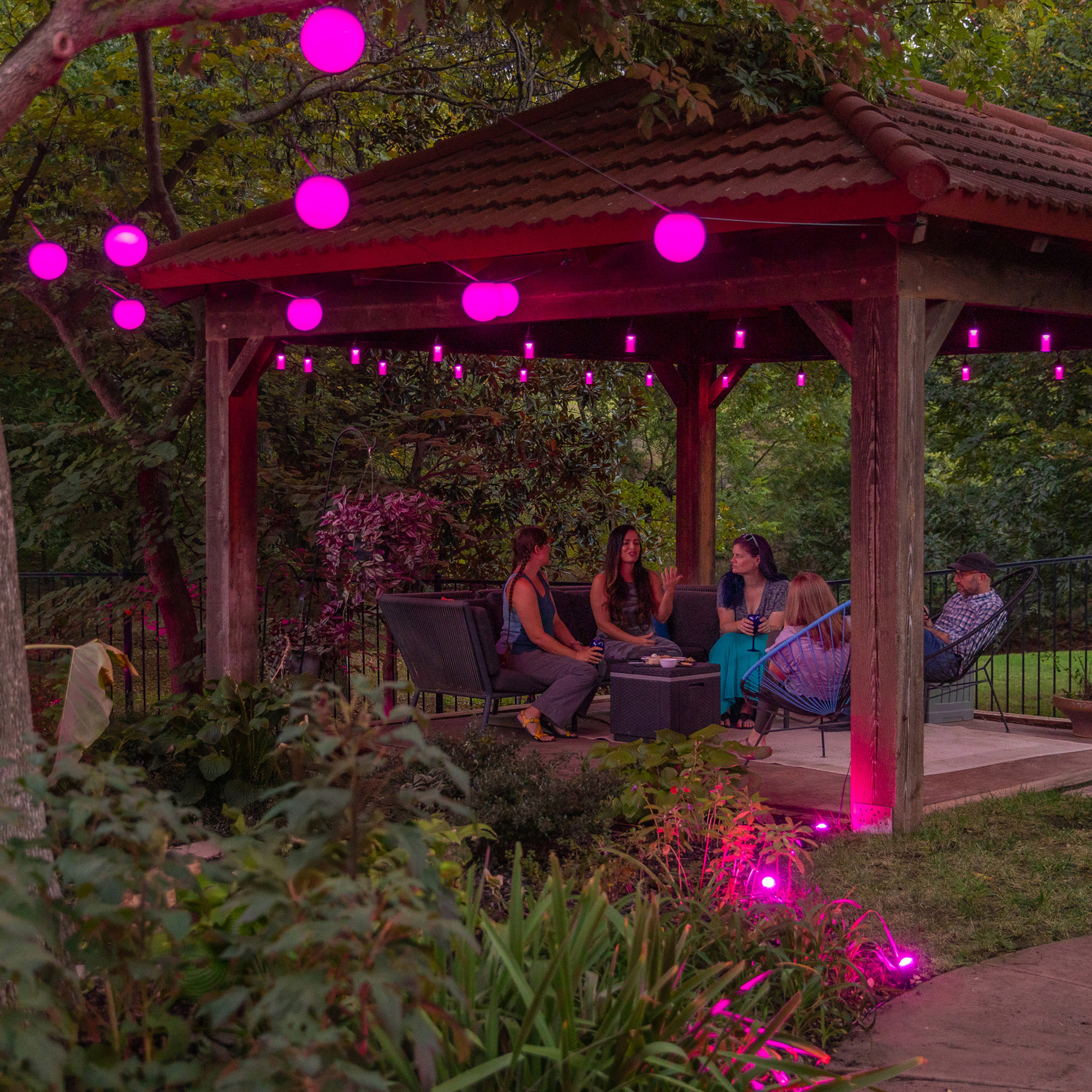 Enbrighten VIBE Wi-Fi Sphere String Lights, 12 Spheres, 5 ft. Spacing ...