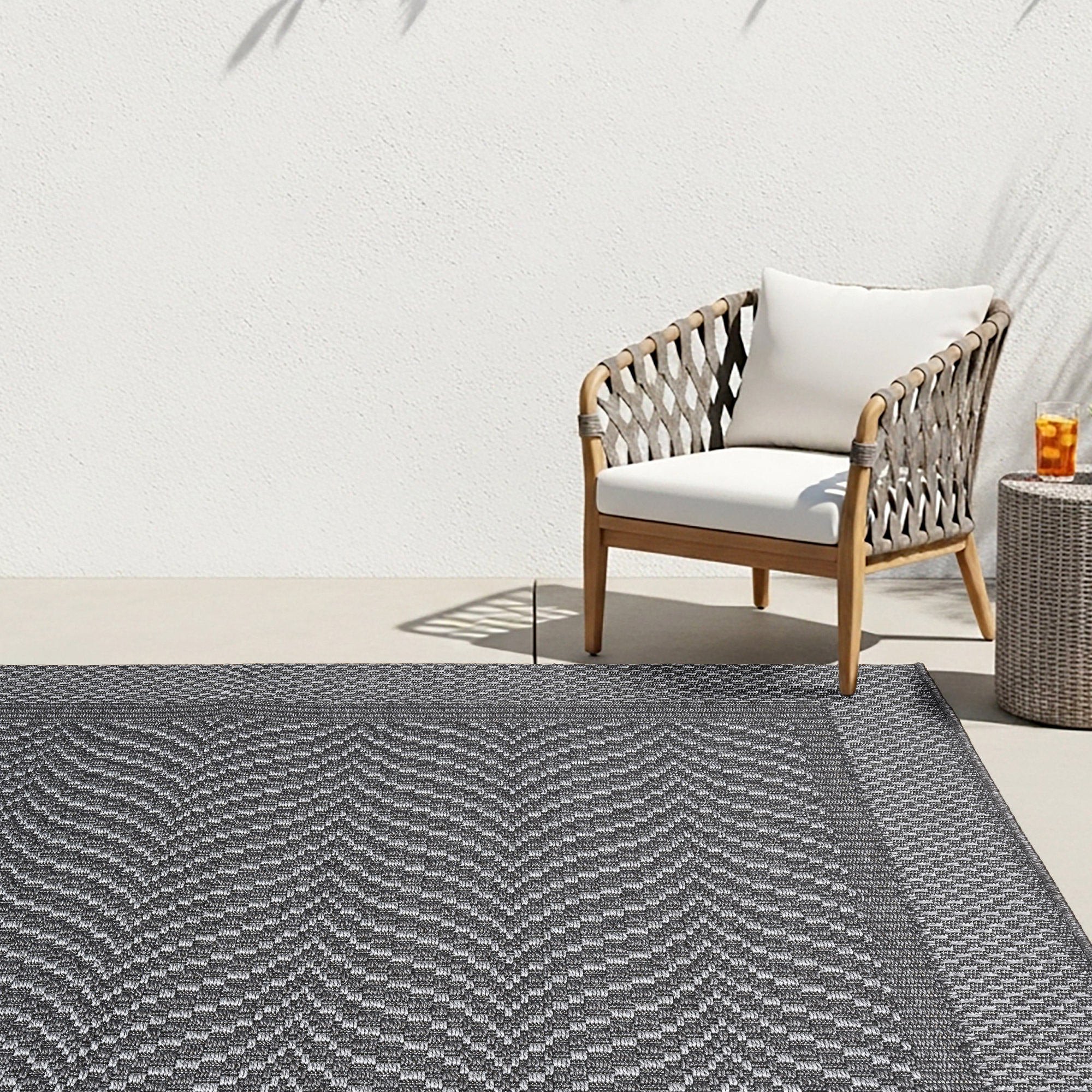 unico ラグ　ADITI 140×200 Laguna Indoor/Outdoor Area Rug, Aditi Silver Iron, 7'10” x 10