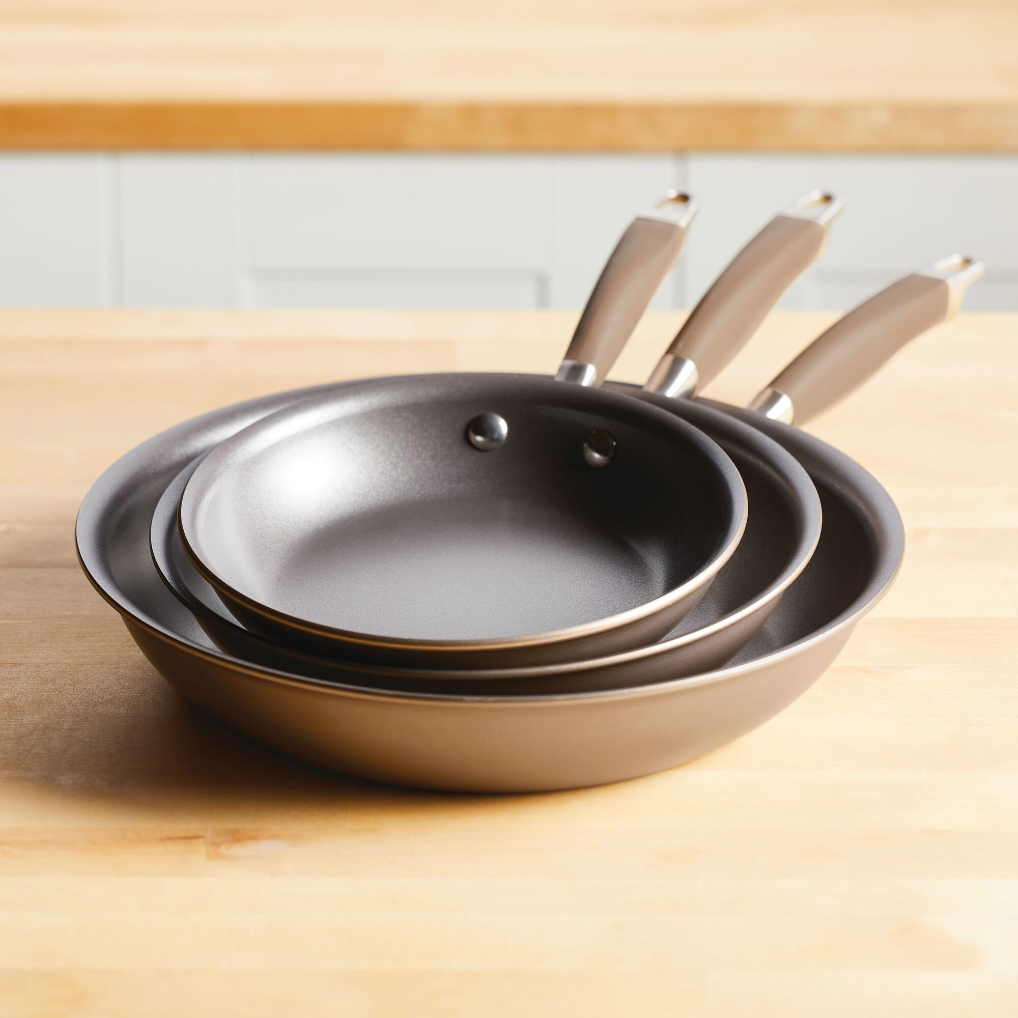 Anolon Advanced Nonstick Round Cake Pan Set - 2-Piece, 9-Inch, Bronze, Silicone Grips - View #13