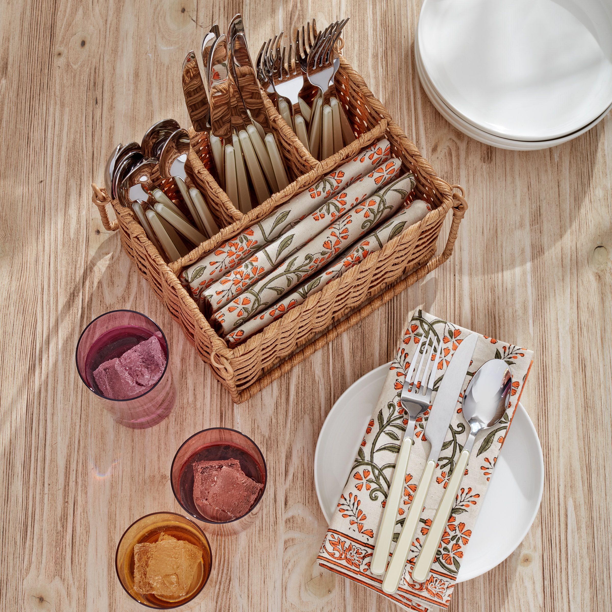 Oneida 24-piece Flatware Set with Caddy | Costco