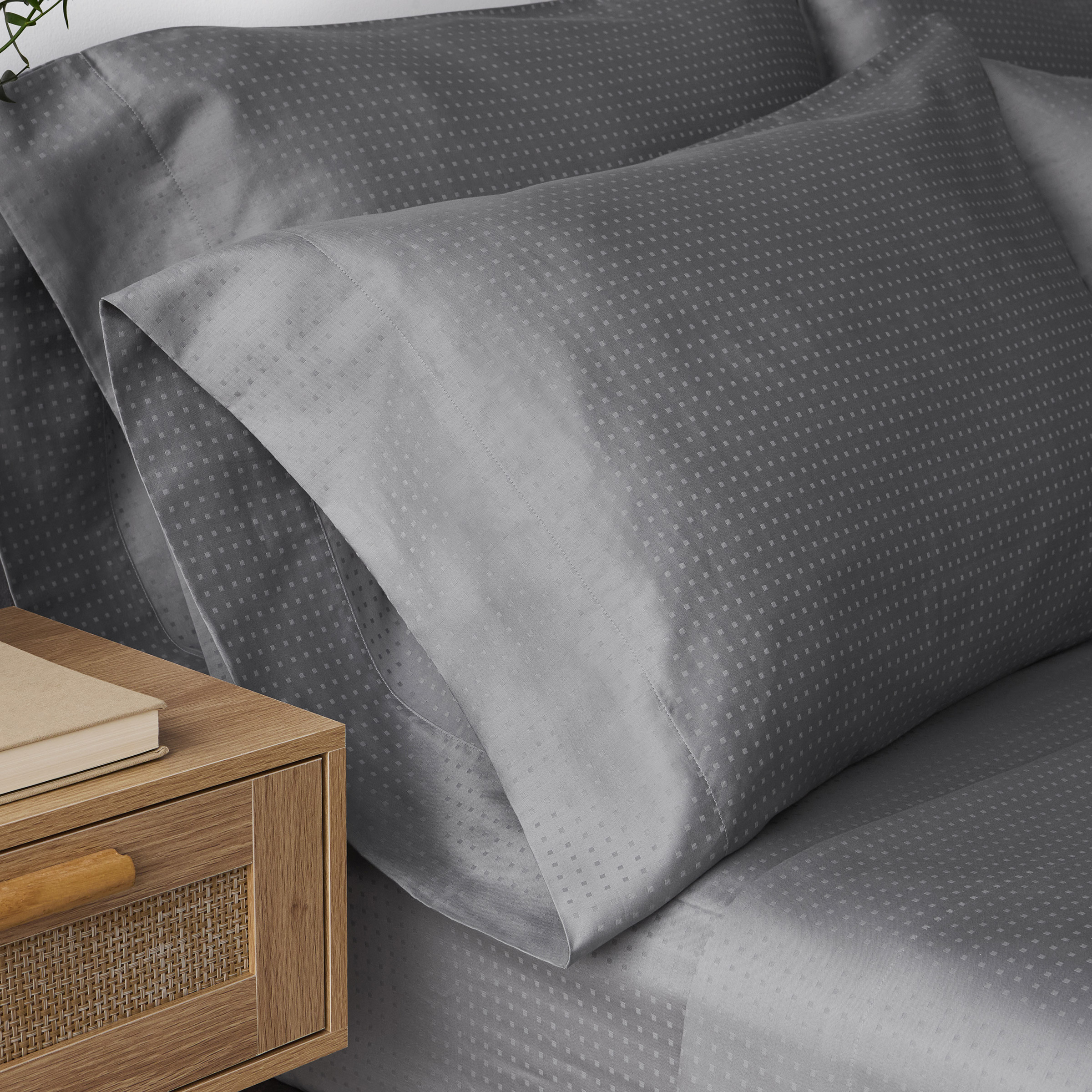 Enlarge Product Preview 3