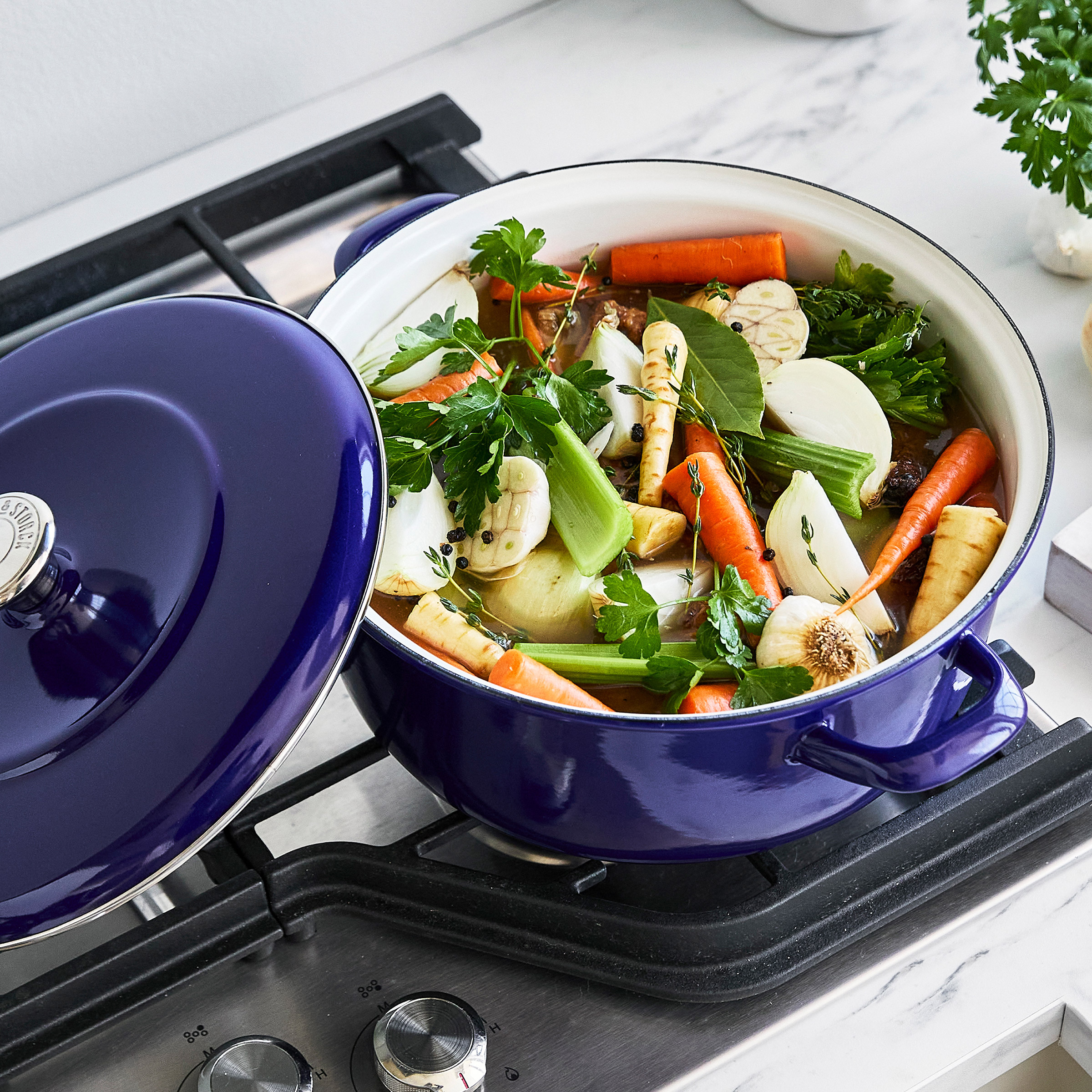 Merten & Storck Enameled Iron Dutch Oven - Thumbnail 3