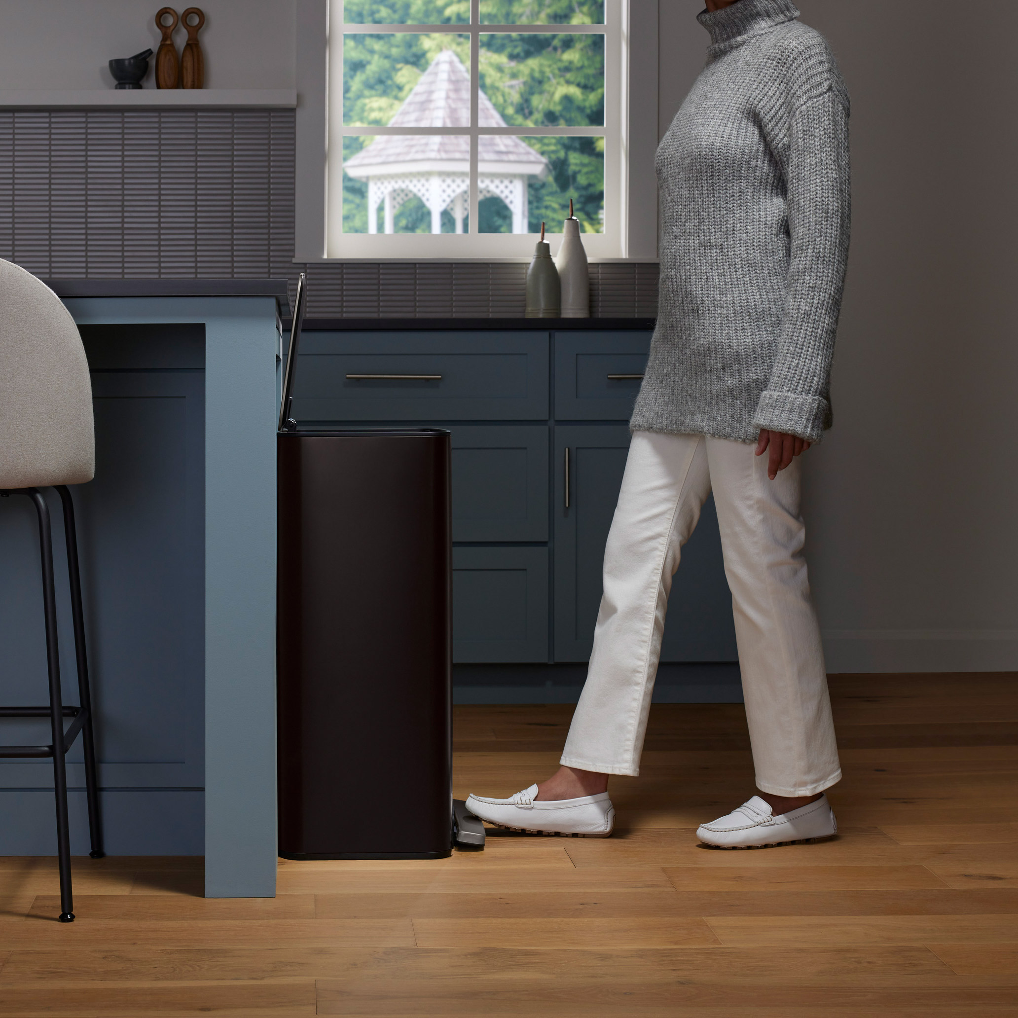 Enlarge Product Preview 3