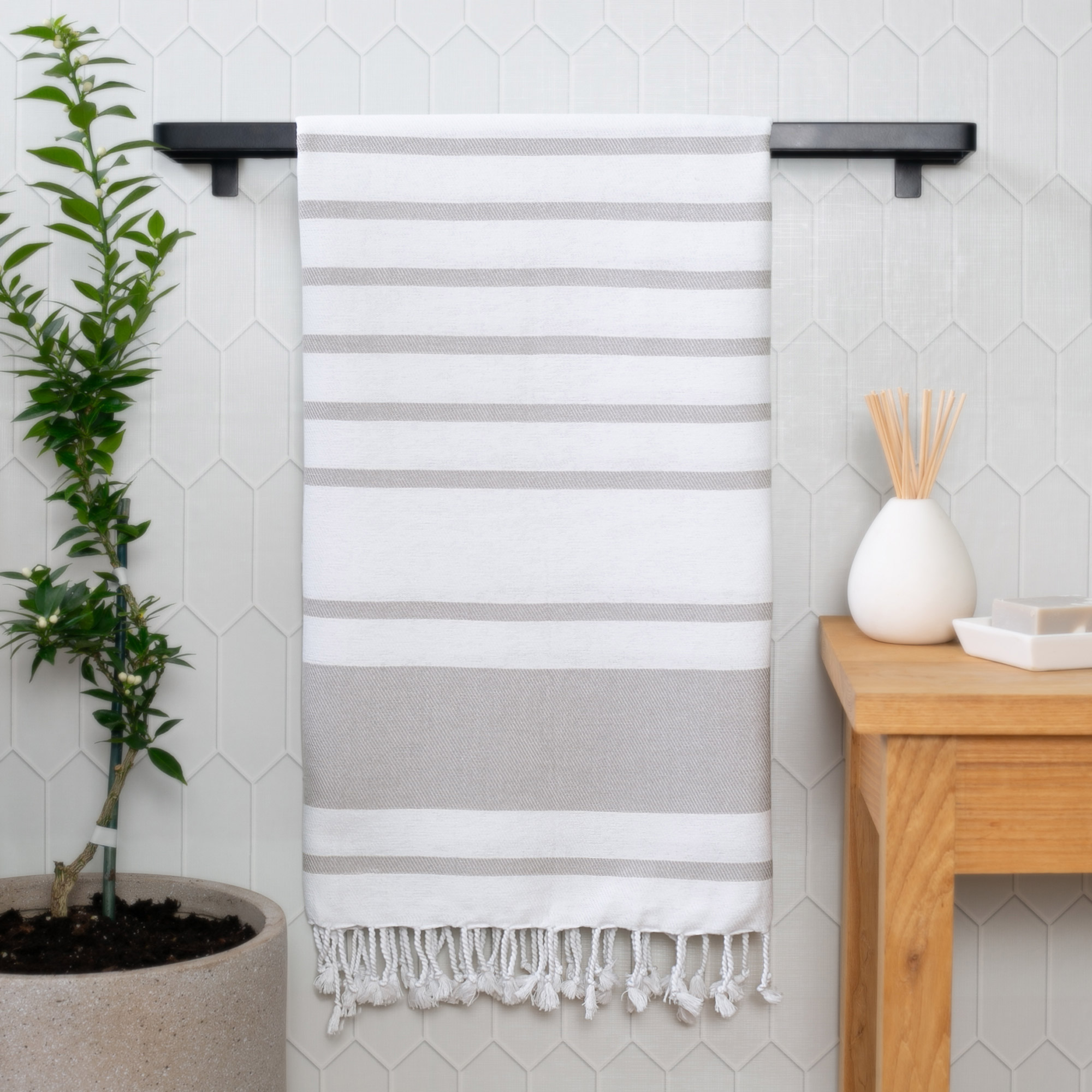 Lightweight Cotton Bath Towels