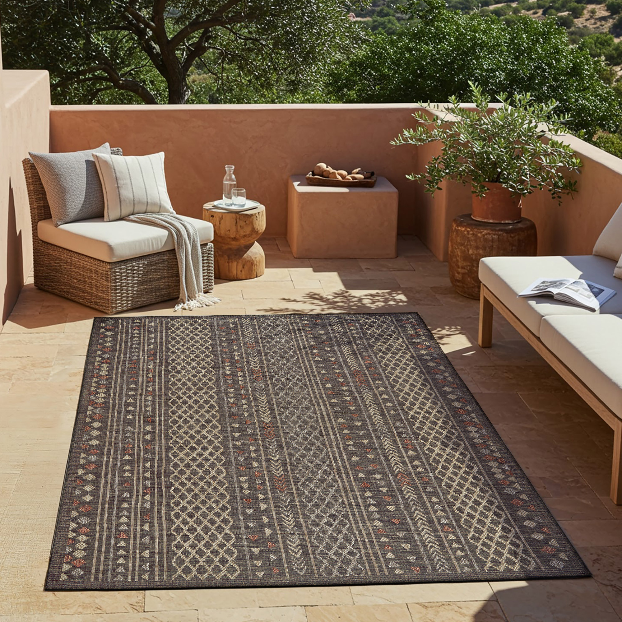 Airen Indoor/Outdoor Rug Collection  Lenore