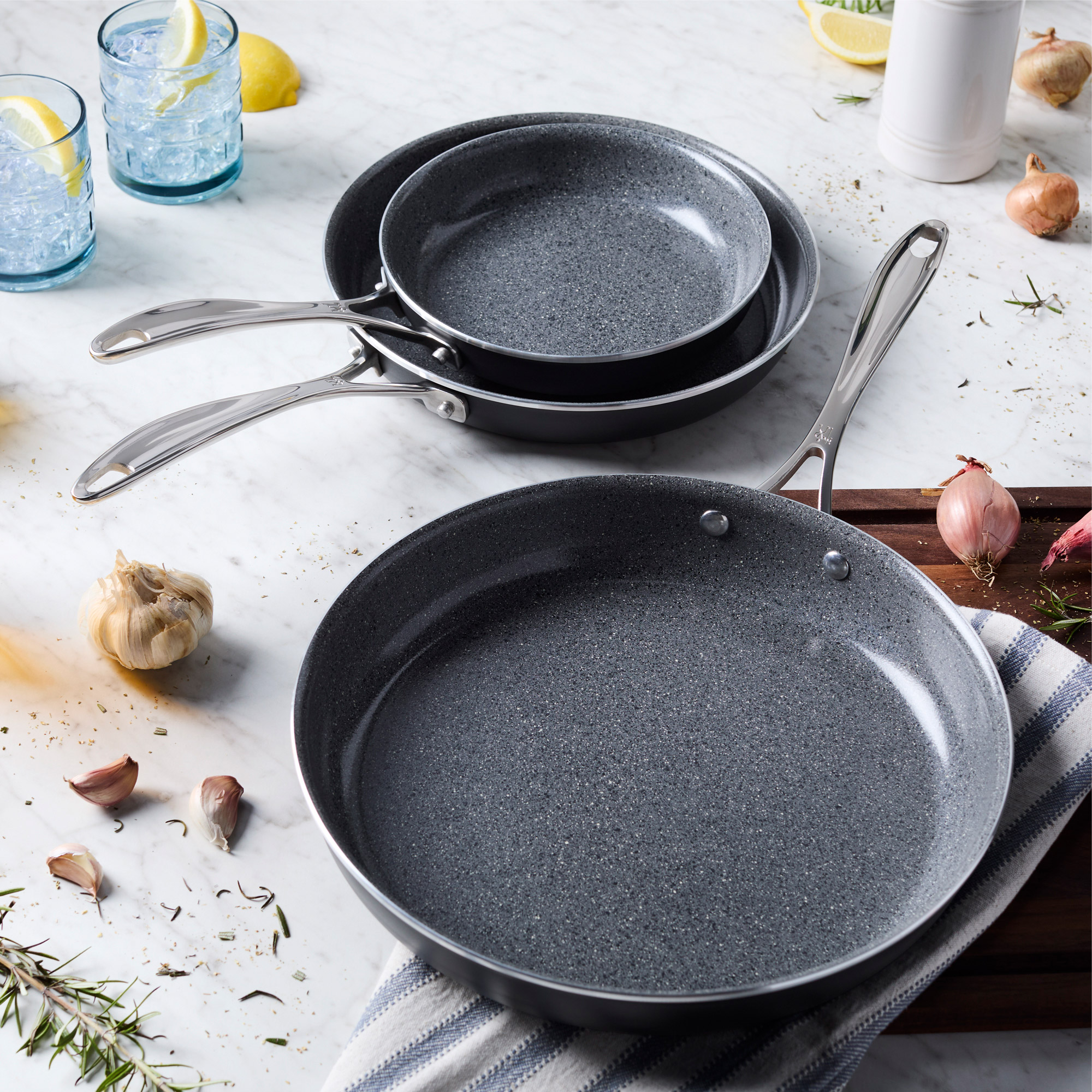 Enlarge Product Preview 4