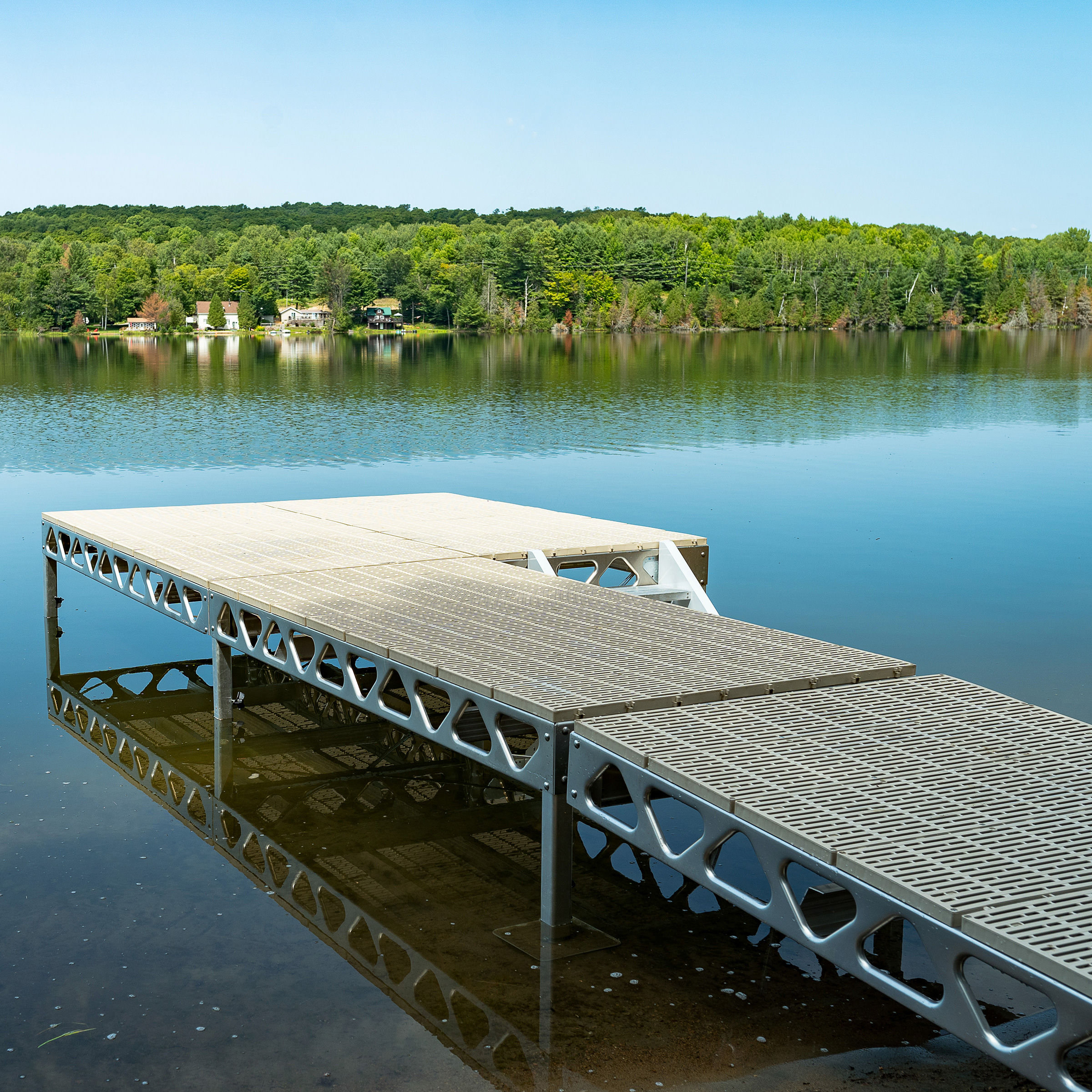 CanadaDocks 2.4m (8 ft.) Wide Standing Starter Dock Kit | Costco