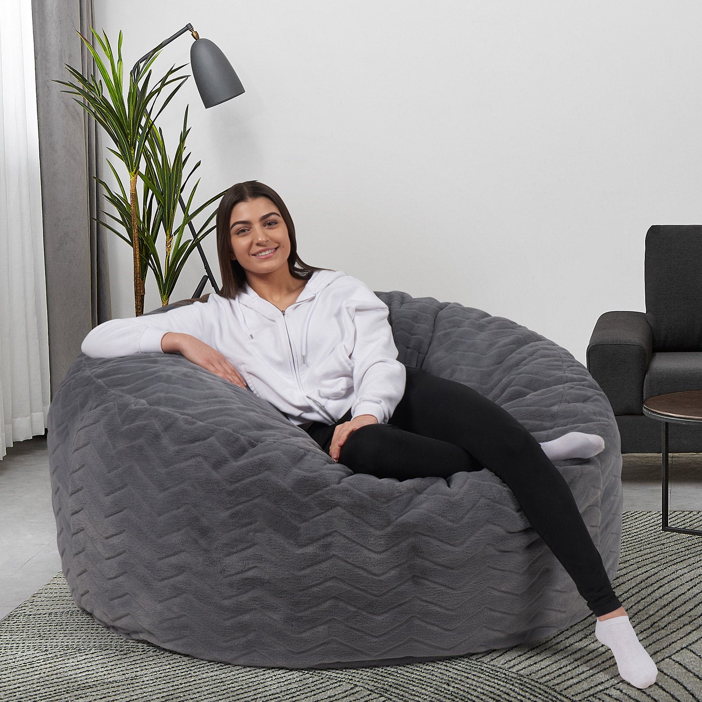 1356499-847__1?auto=webp&