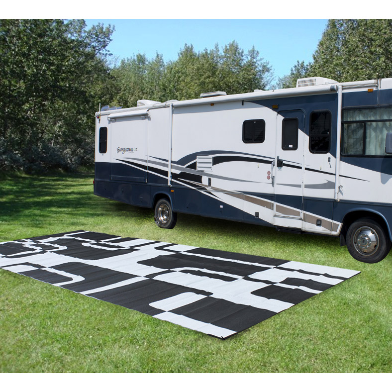World Famous RV, Patio and Camp Mat 2.7 m × 5.5 m (9 ft. × 18 ft.) | Costco
