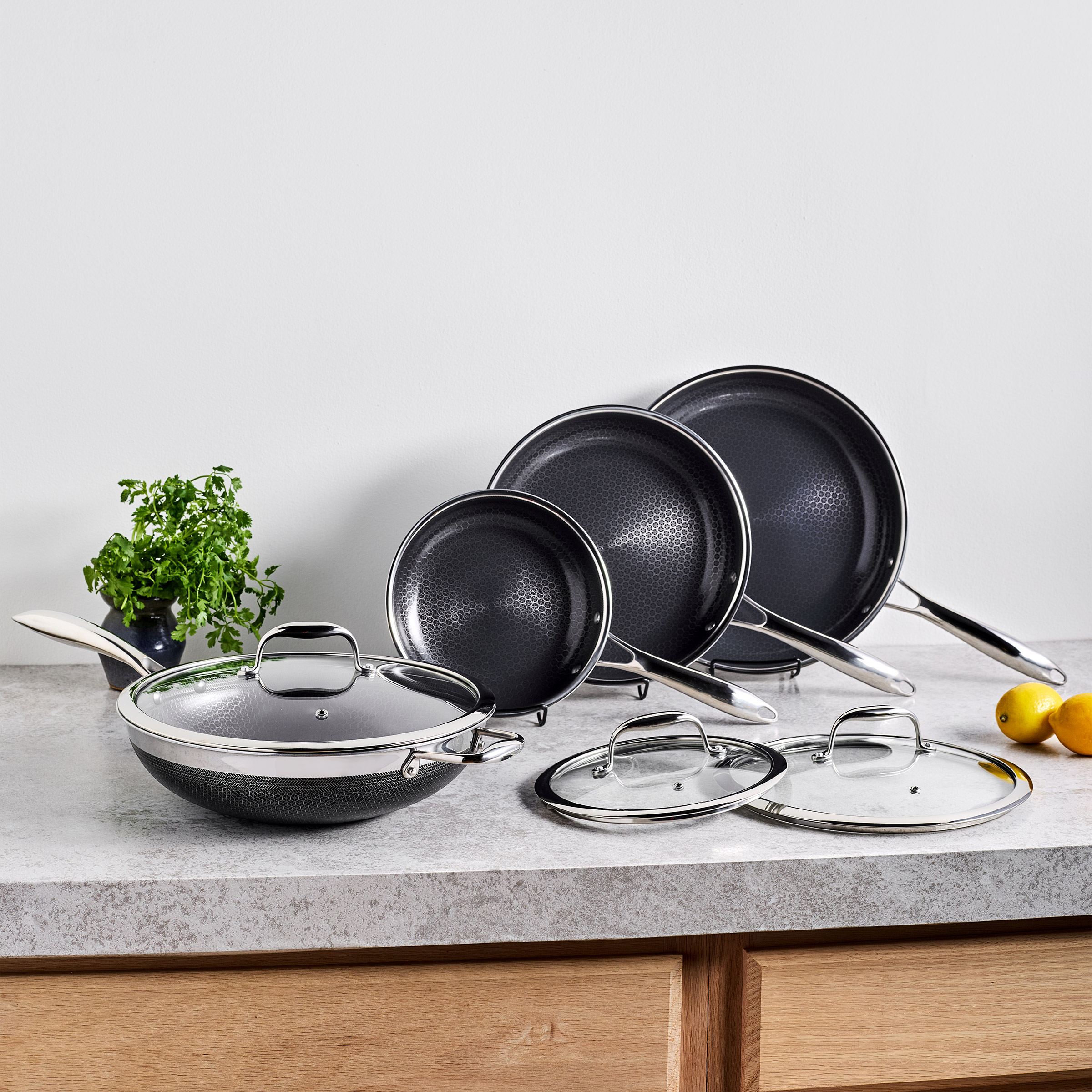 Hexclad Cookware Set, 7-piece