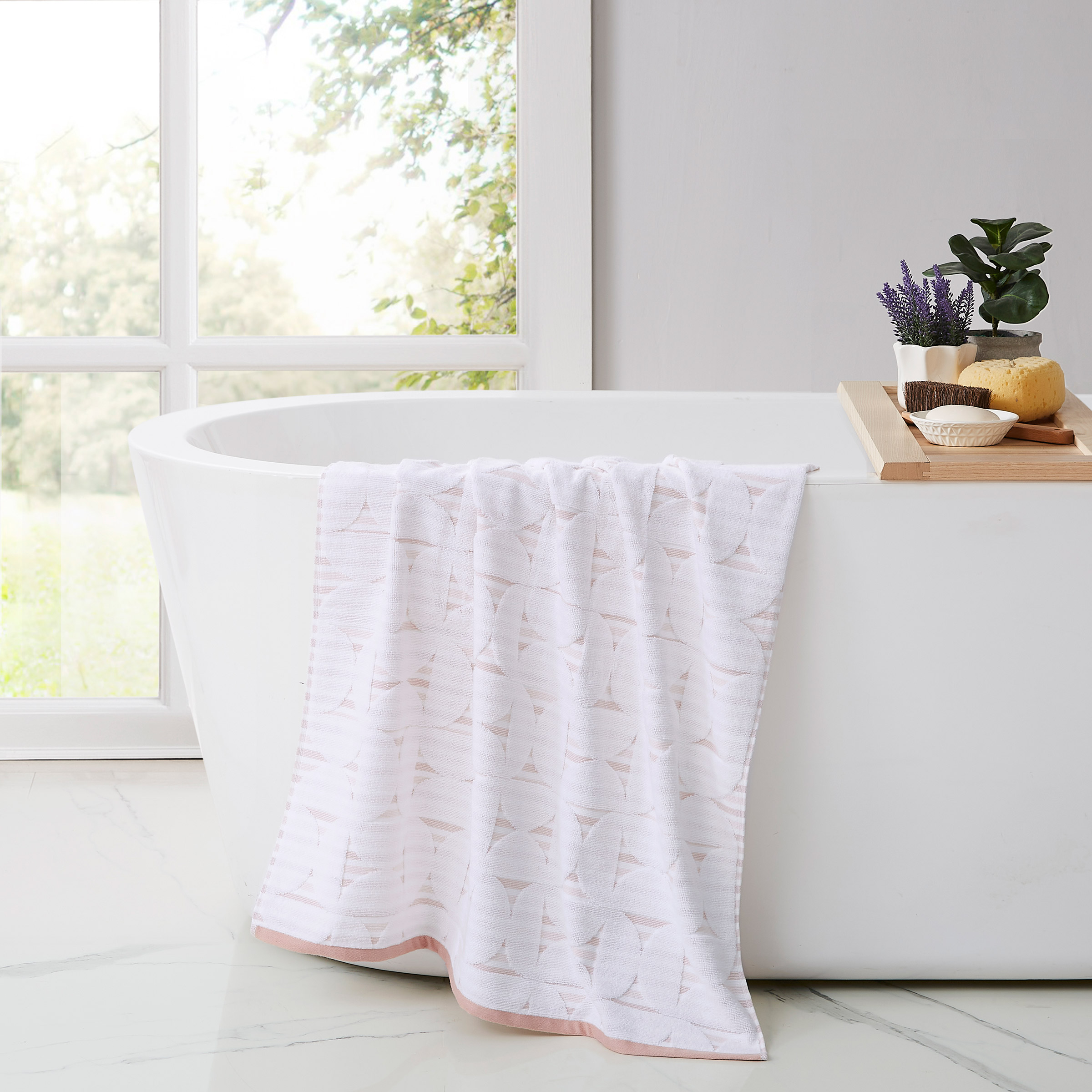 Enlarge Product Preview 2 Successfully Enriched by automation Job.