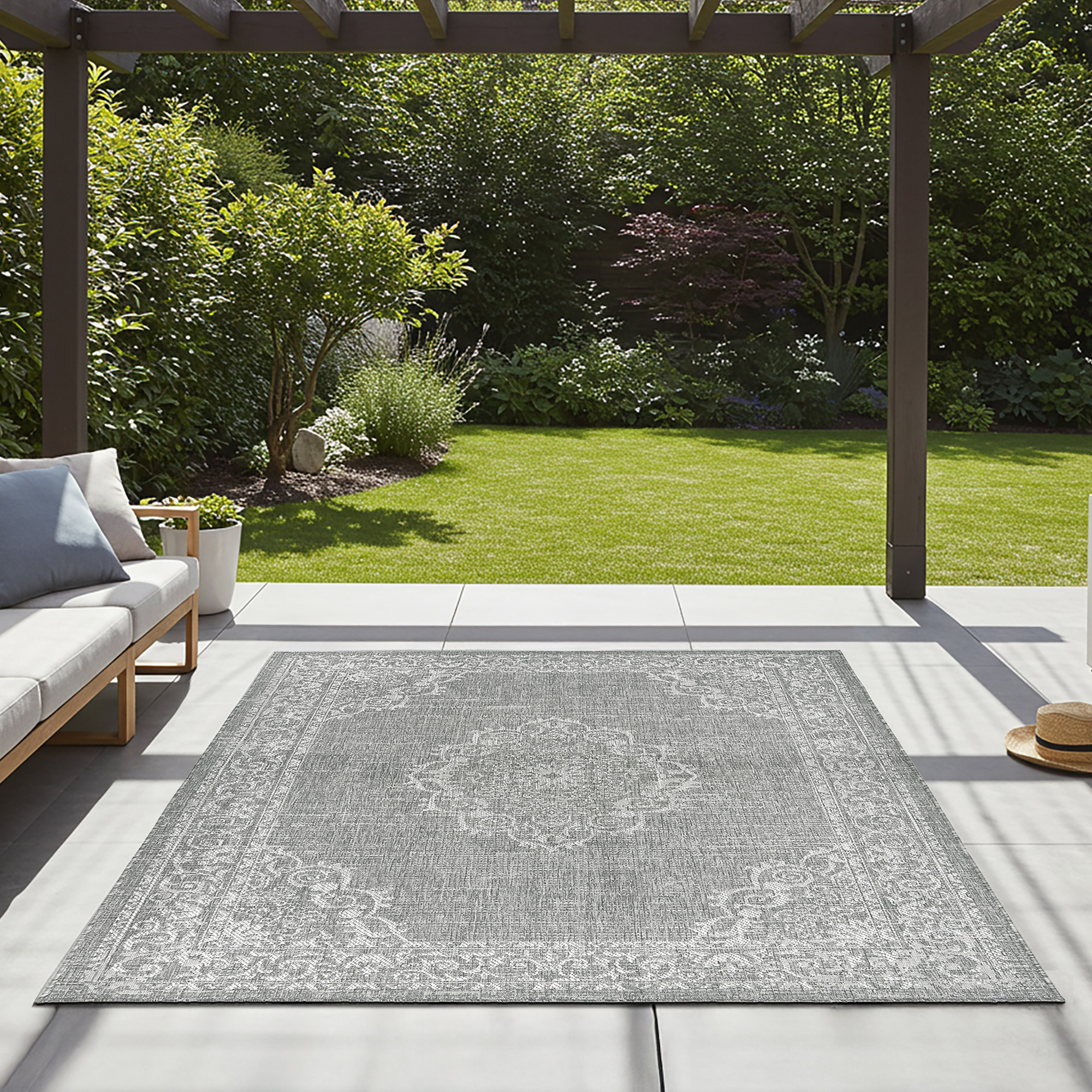 Airen Indoor/Outdoor Rug Collection  Arlan