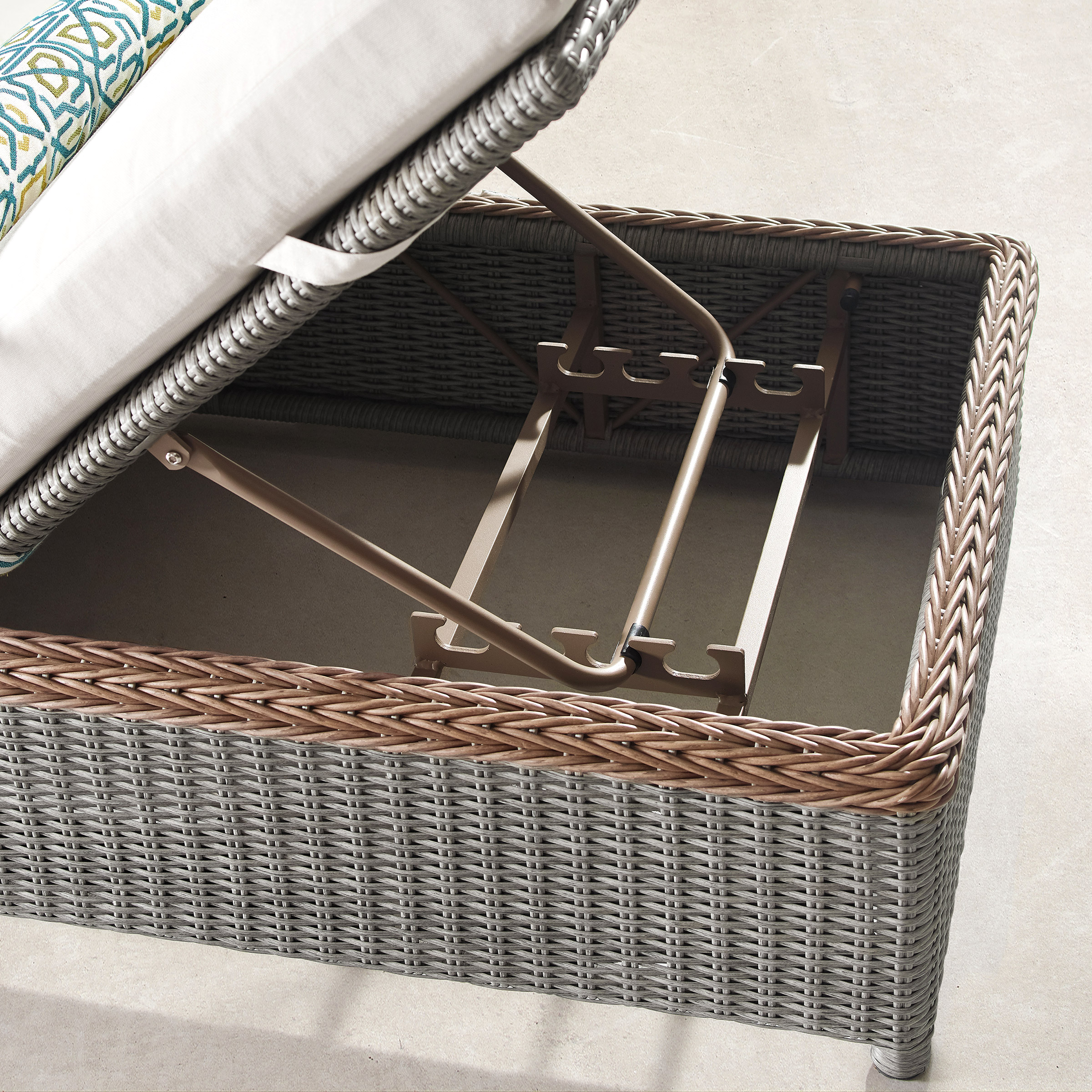 Enlarge Product Preview 4