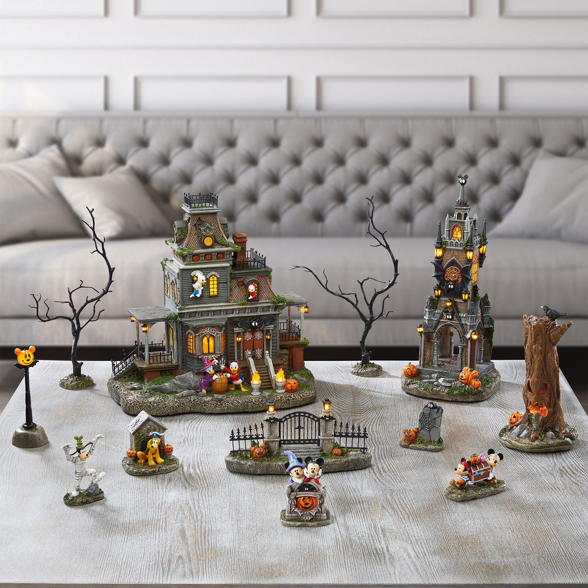【B.B.Sさん専用】Disney Halloween Village Disney Halloween Set 12 pieces | Costco