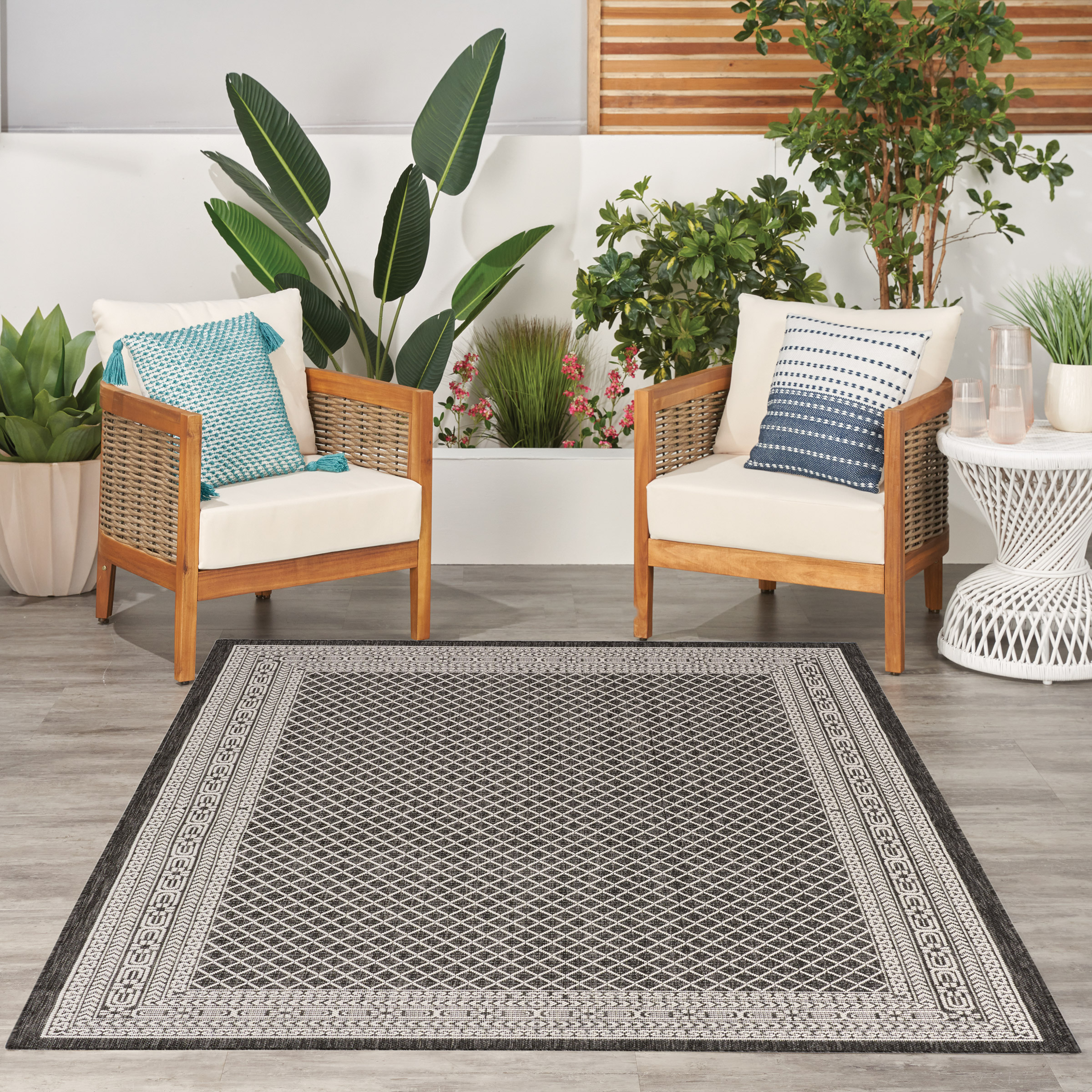 Nourison Garden Spring Indoor/Outdoor Rug Collection  Meadow Black