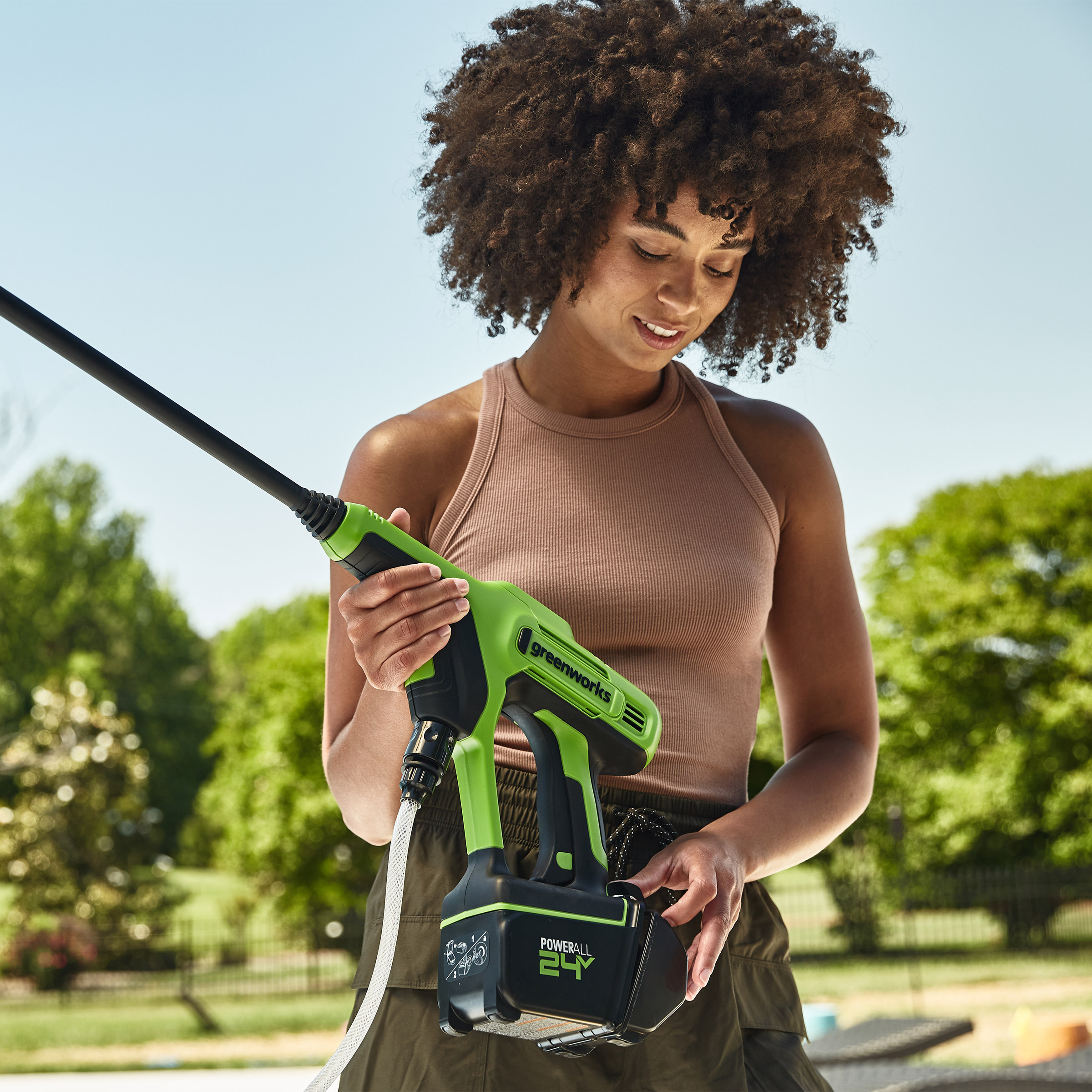 Greenworks 24V 600 PSI Cordless Power Cleaner Kit | Costco