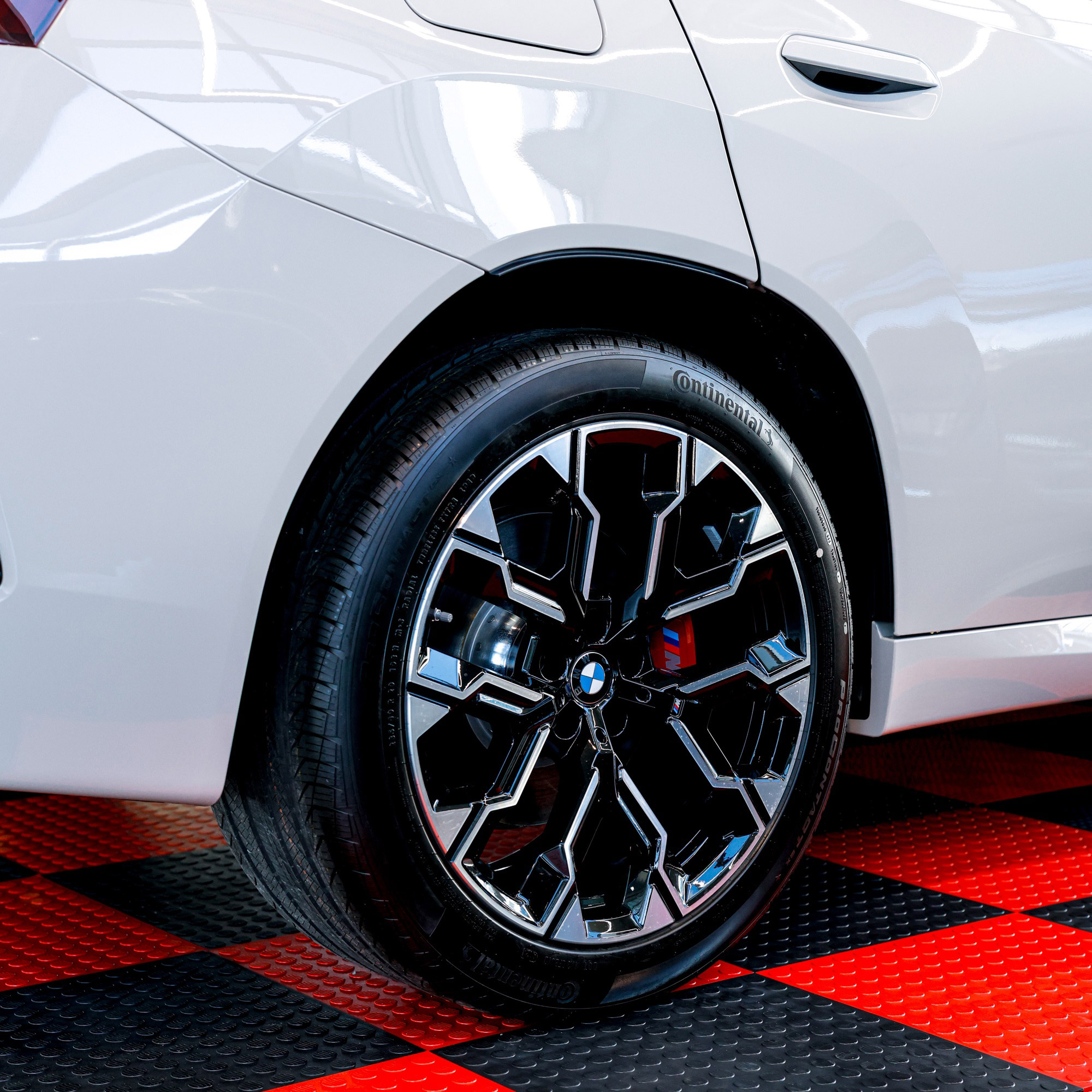 Ultralock Black & Red Solid Garage Tiles