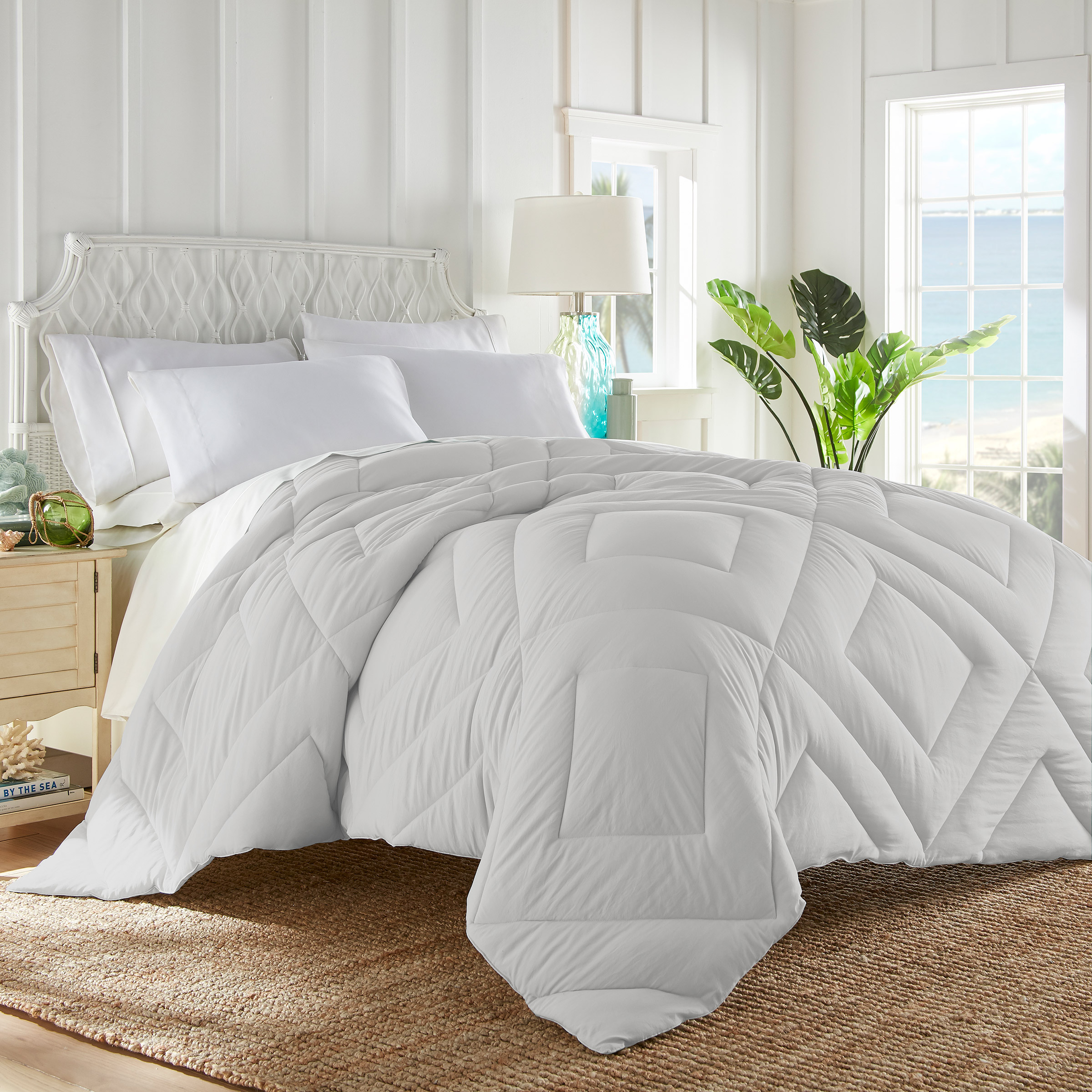 Tommy Bahama Butter Soft Down Alternative Comforter