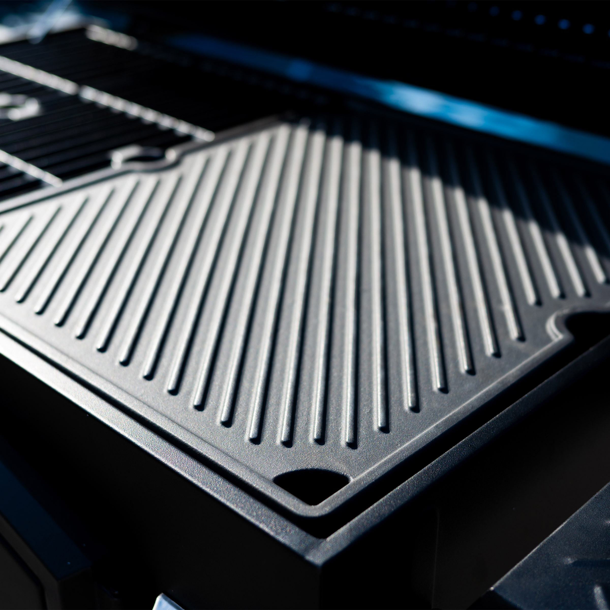 Duro 32 inch Dual Zone Charcoal BBQ | Costco