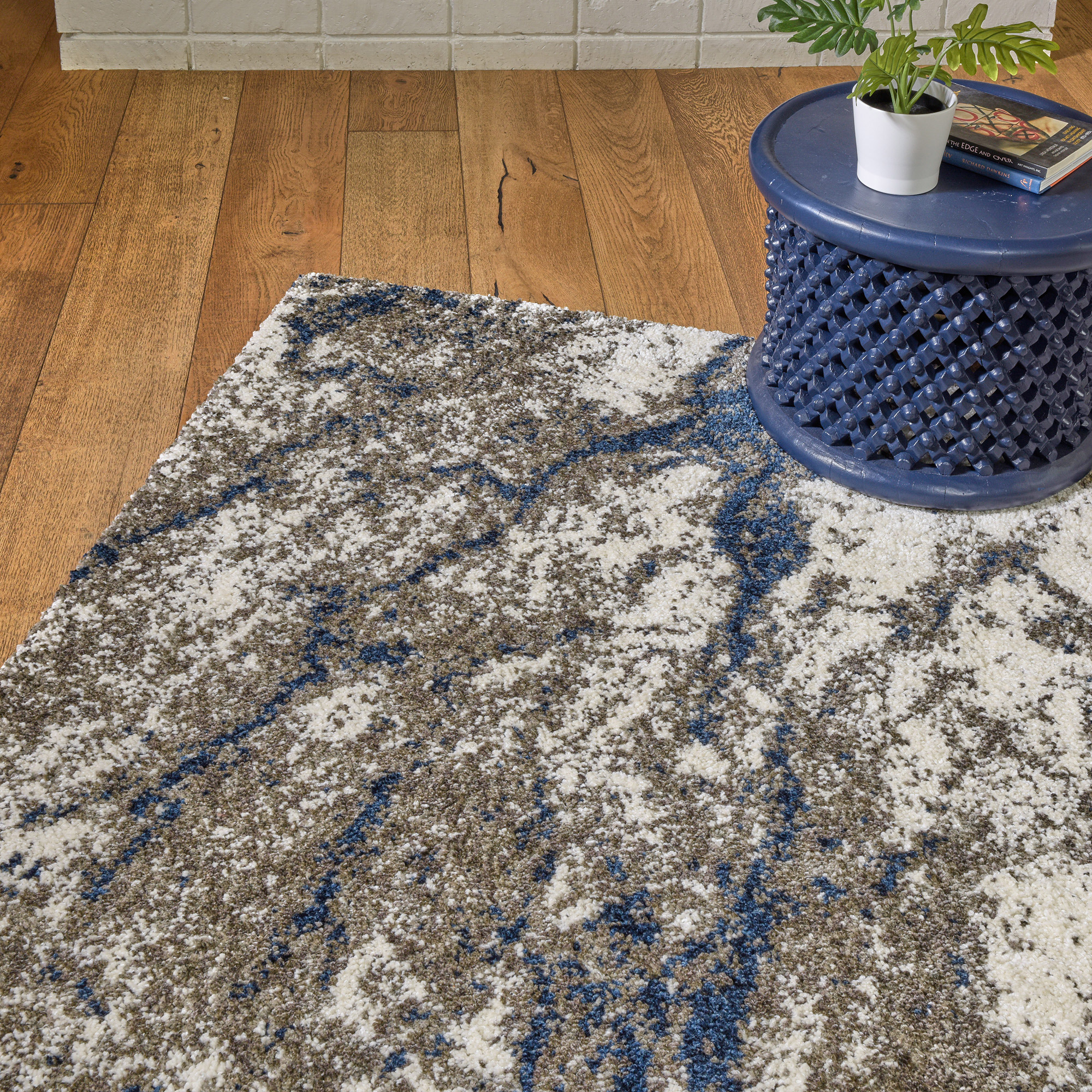 Enlarge Product Preview 2