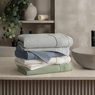 WELSPUN WAFFLE BATH TOWEL 29" X 58"