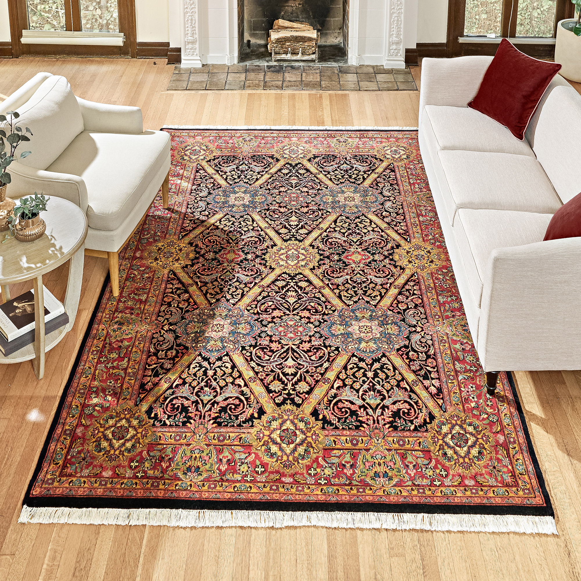 Montacute Hand Knotted Rug Collection  Clarion Black