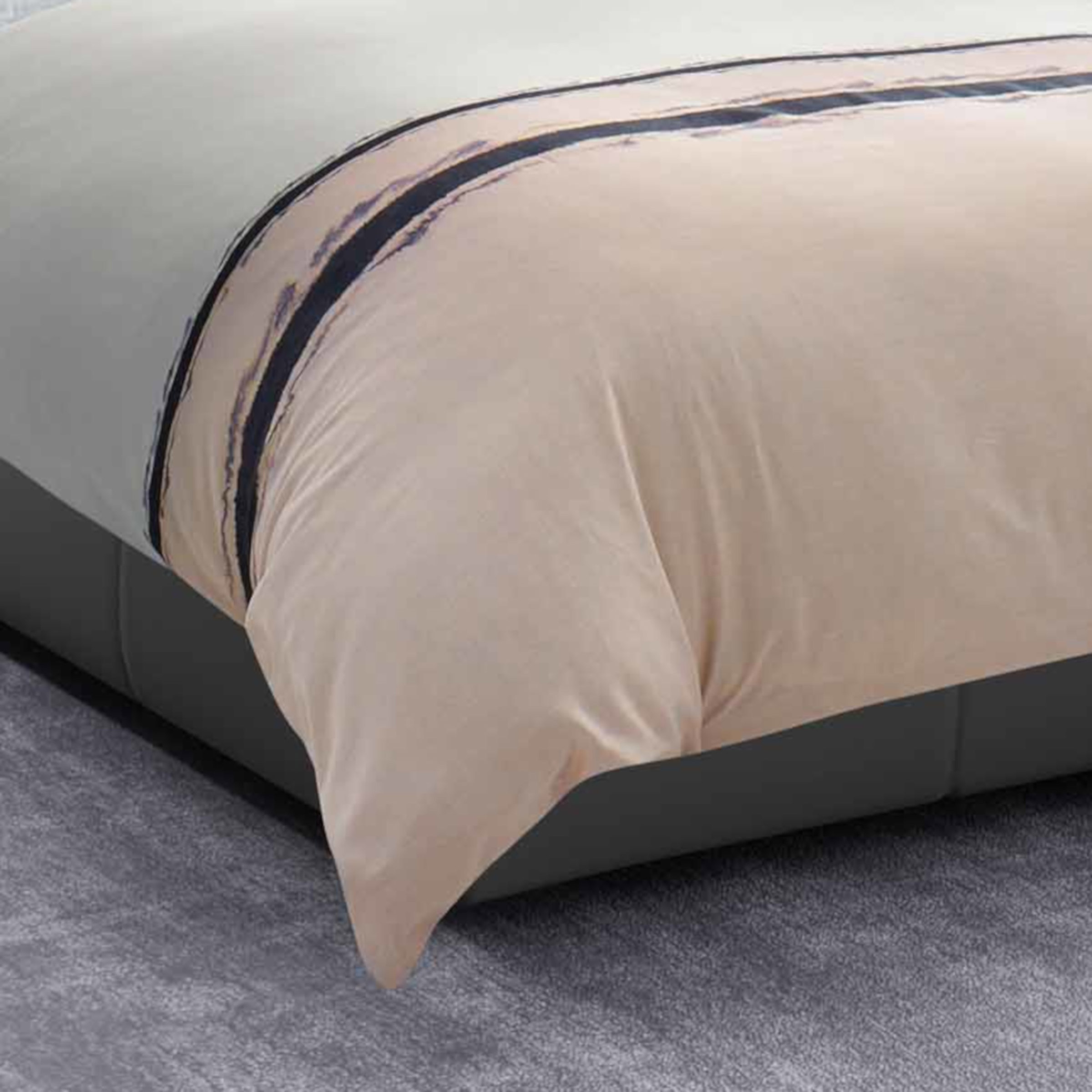 Enlarge Product Preview 3