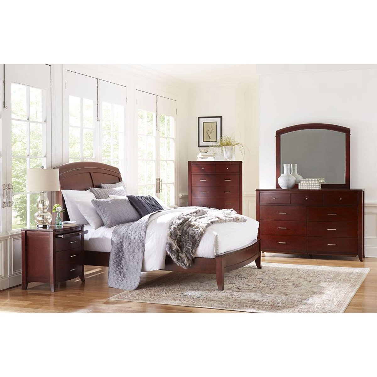 Laramonne Queen Bedroom Collection