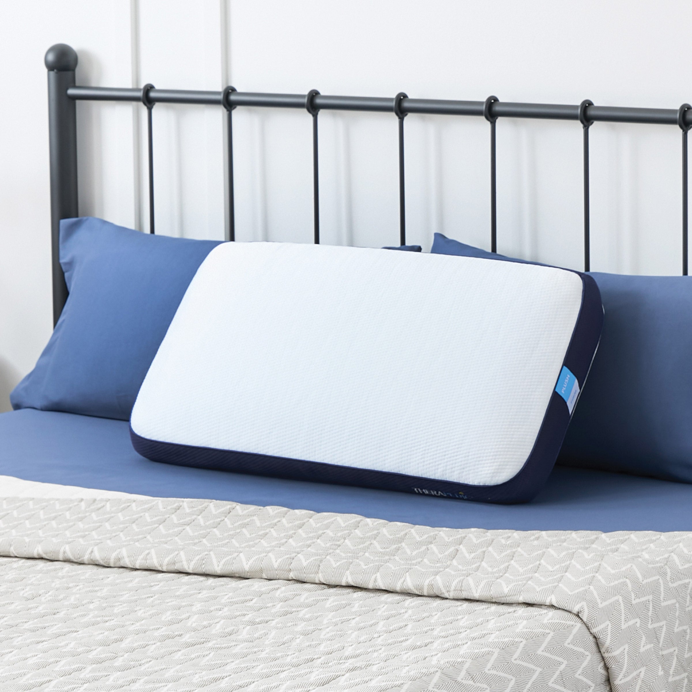 Theraluxe by Therapedic Dual Comfort Gel Memory Foam Pillow