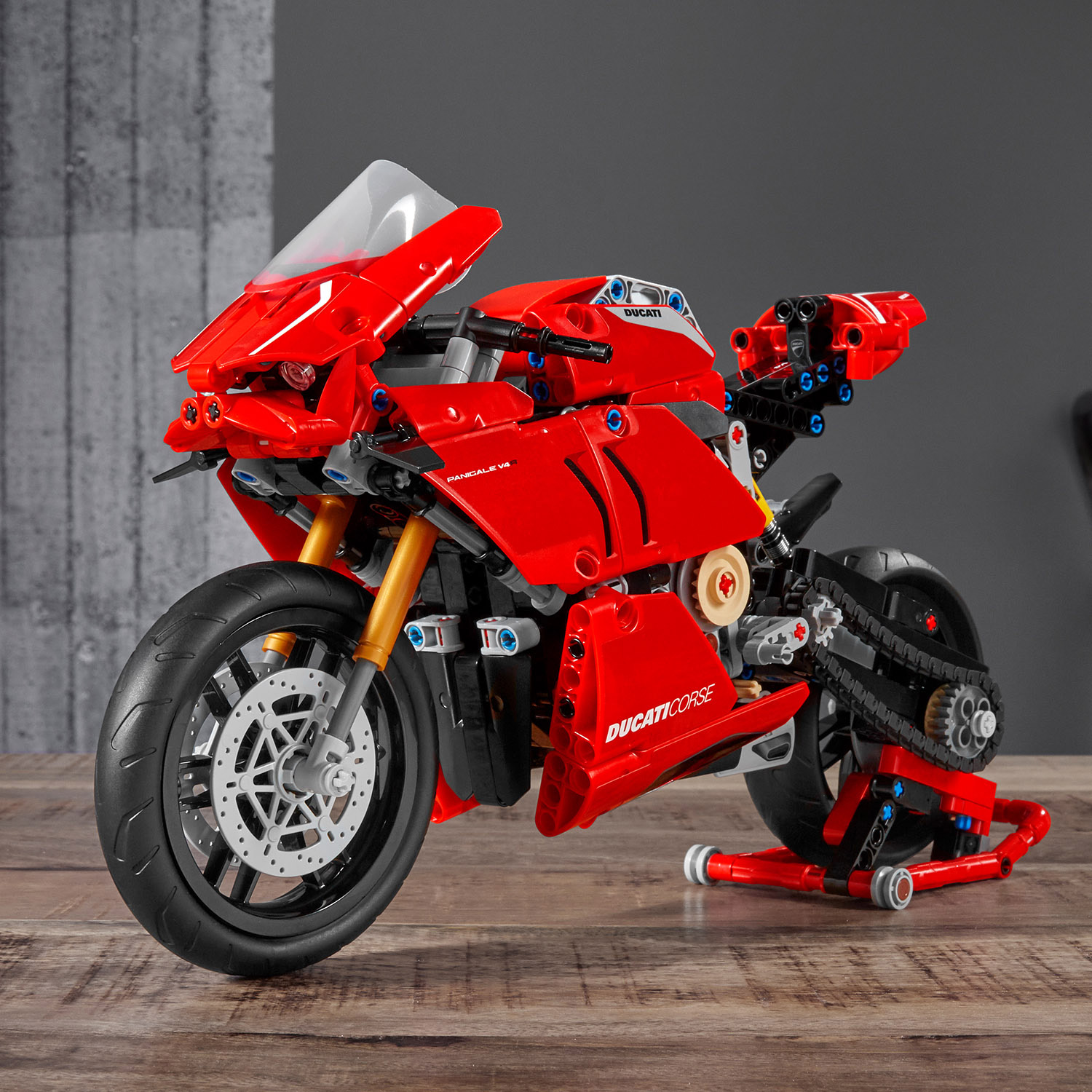 LEGO Technic Ducati Panigale V4 R – 42107 | Costco