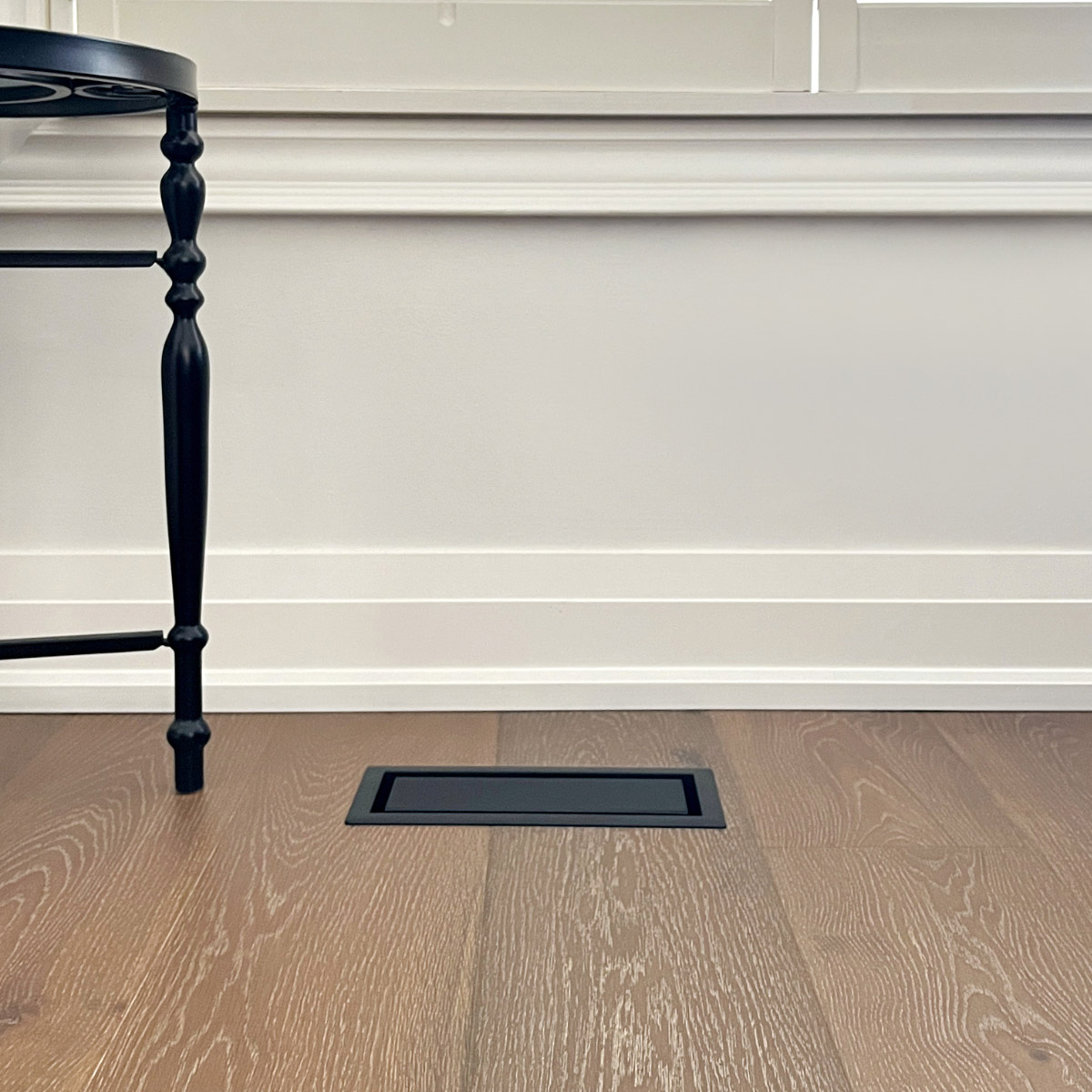 Enlarge Product Preview 4