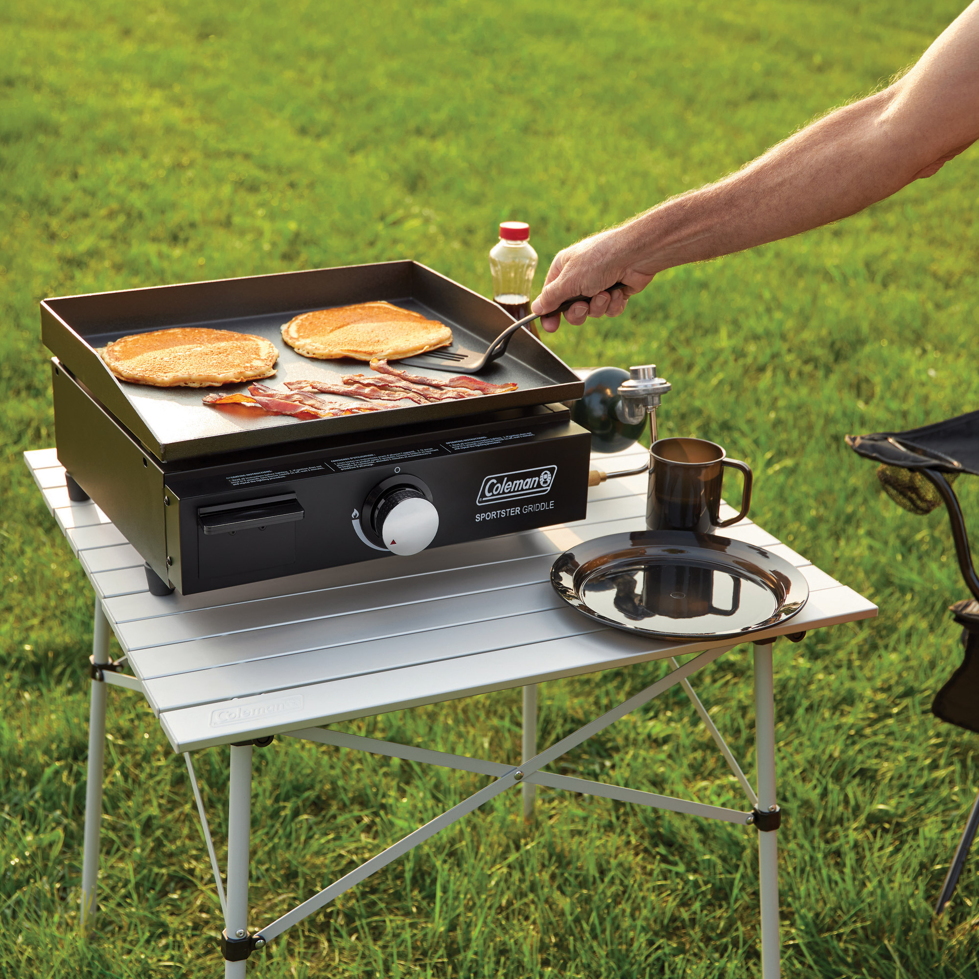 Coleman Sportster Tabletop 17-Inch Griddle | Costco